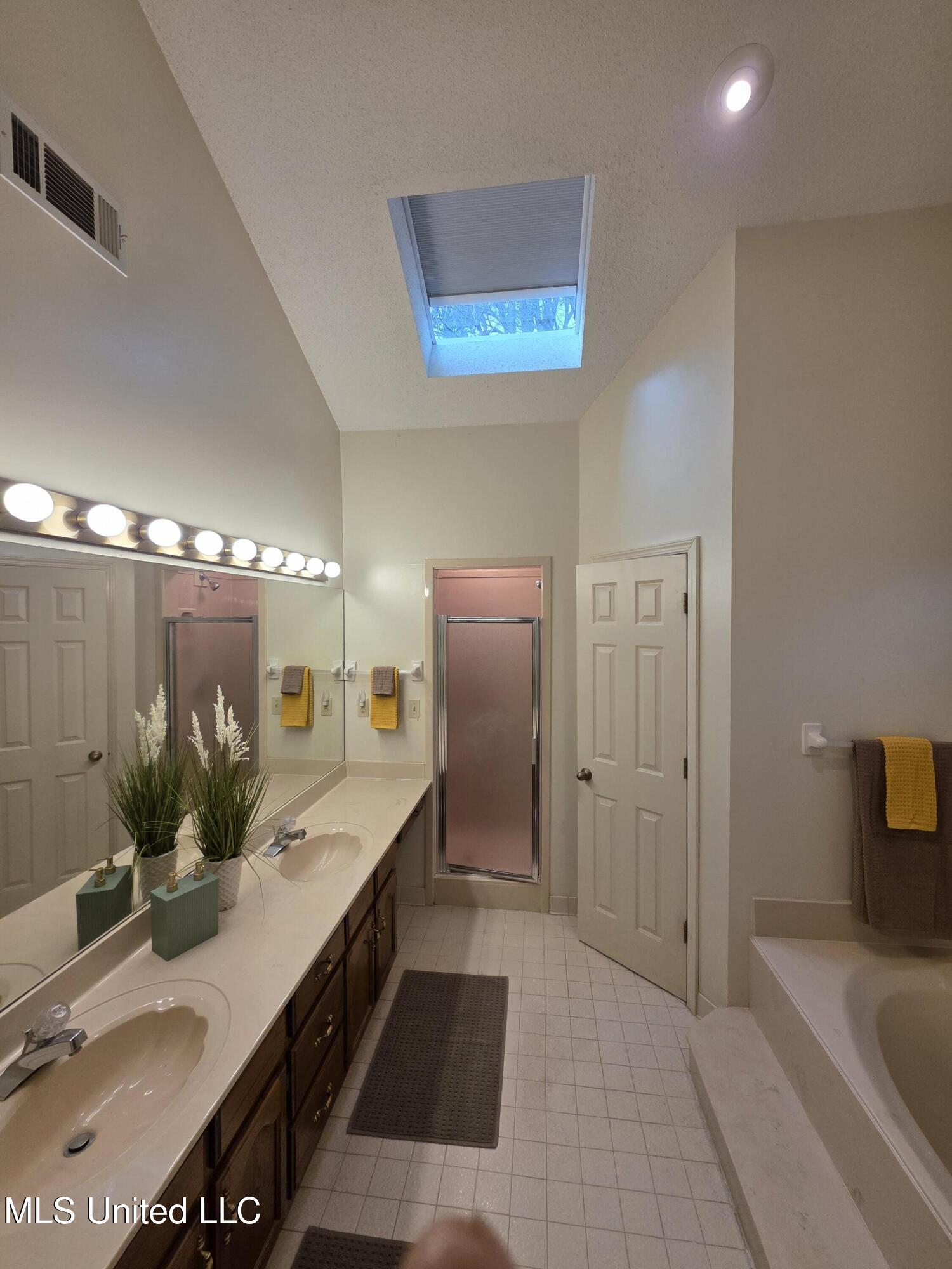 8625 Deer Creek Circle Property Photo 21