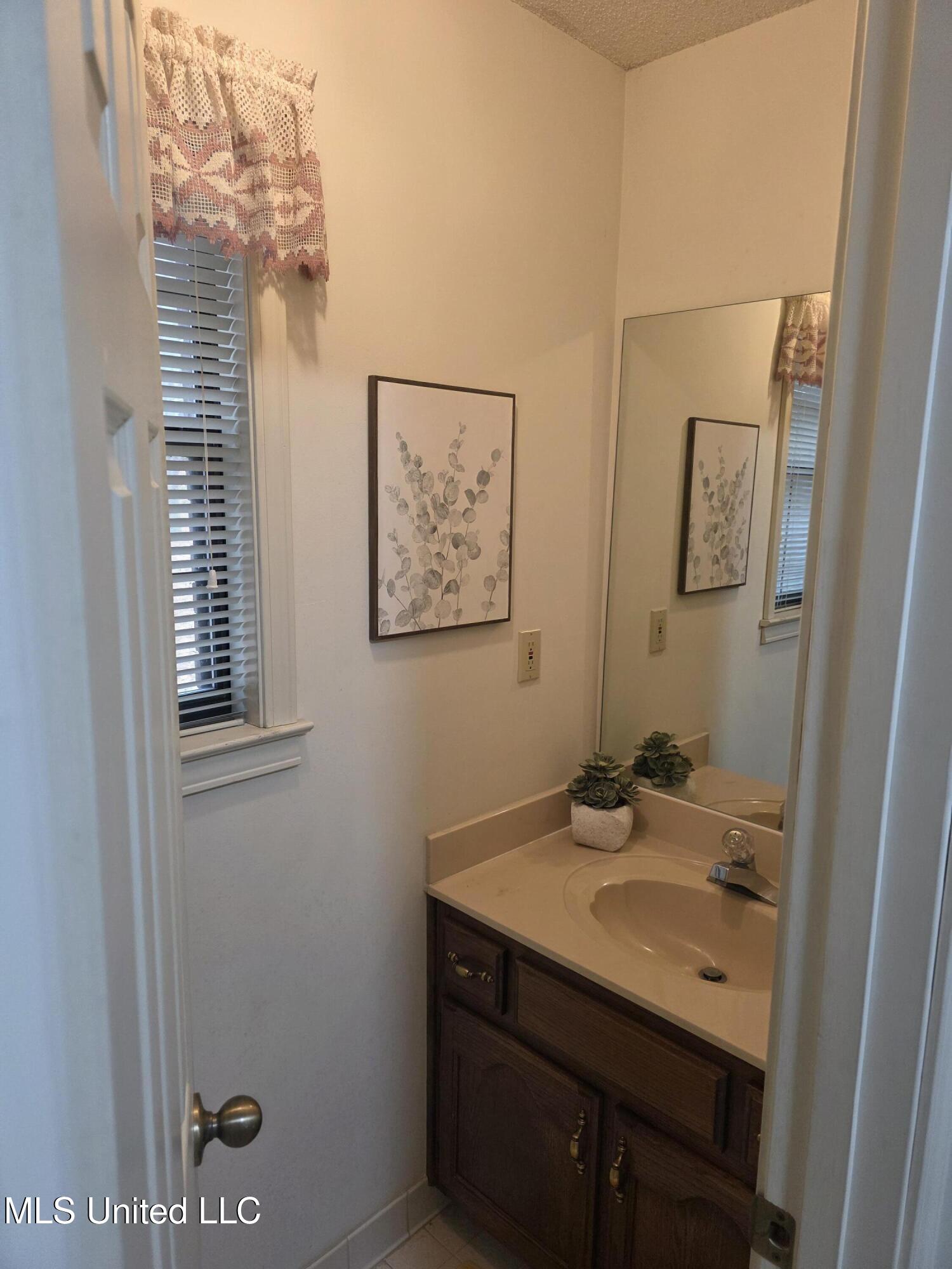 8625 Deer Creek Circle Property Photo 25