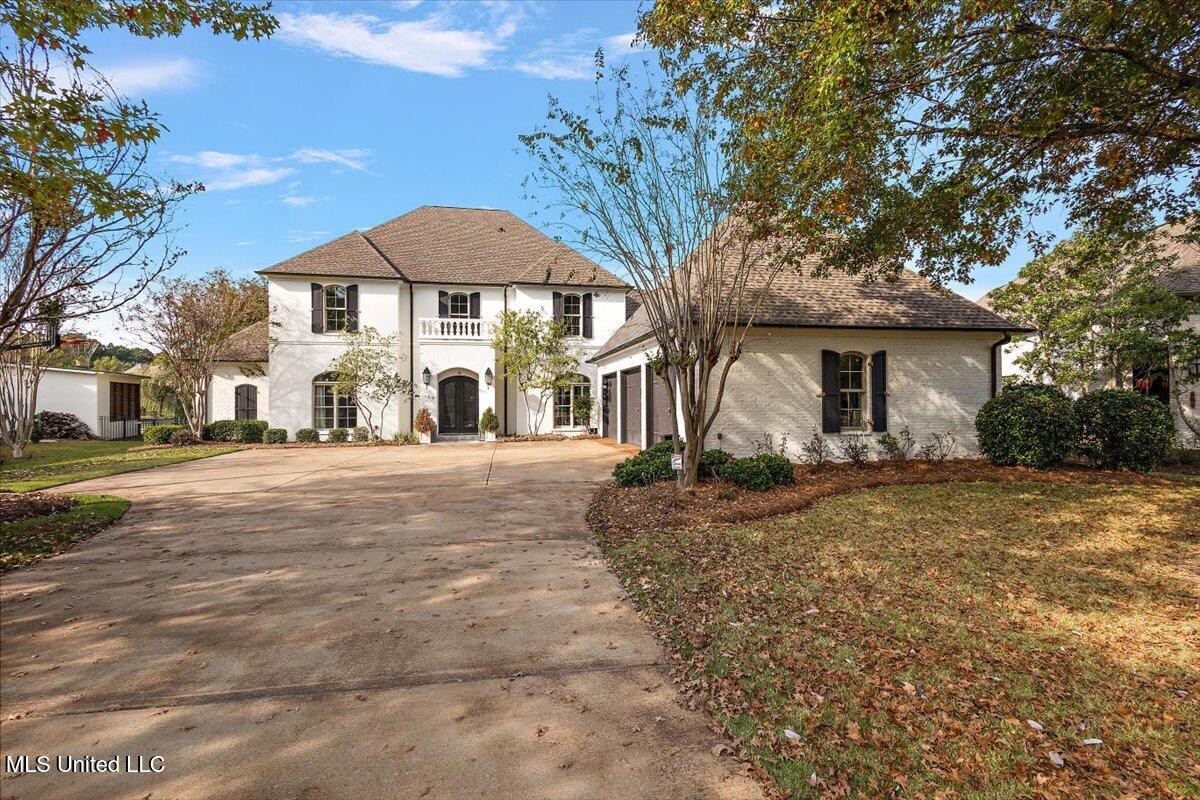 109 Glenwood Bend Property Photo 2