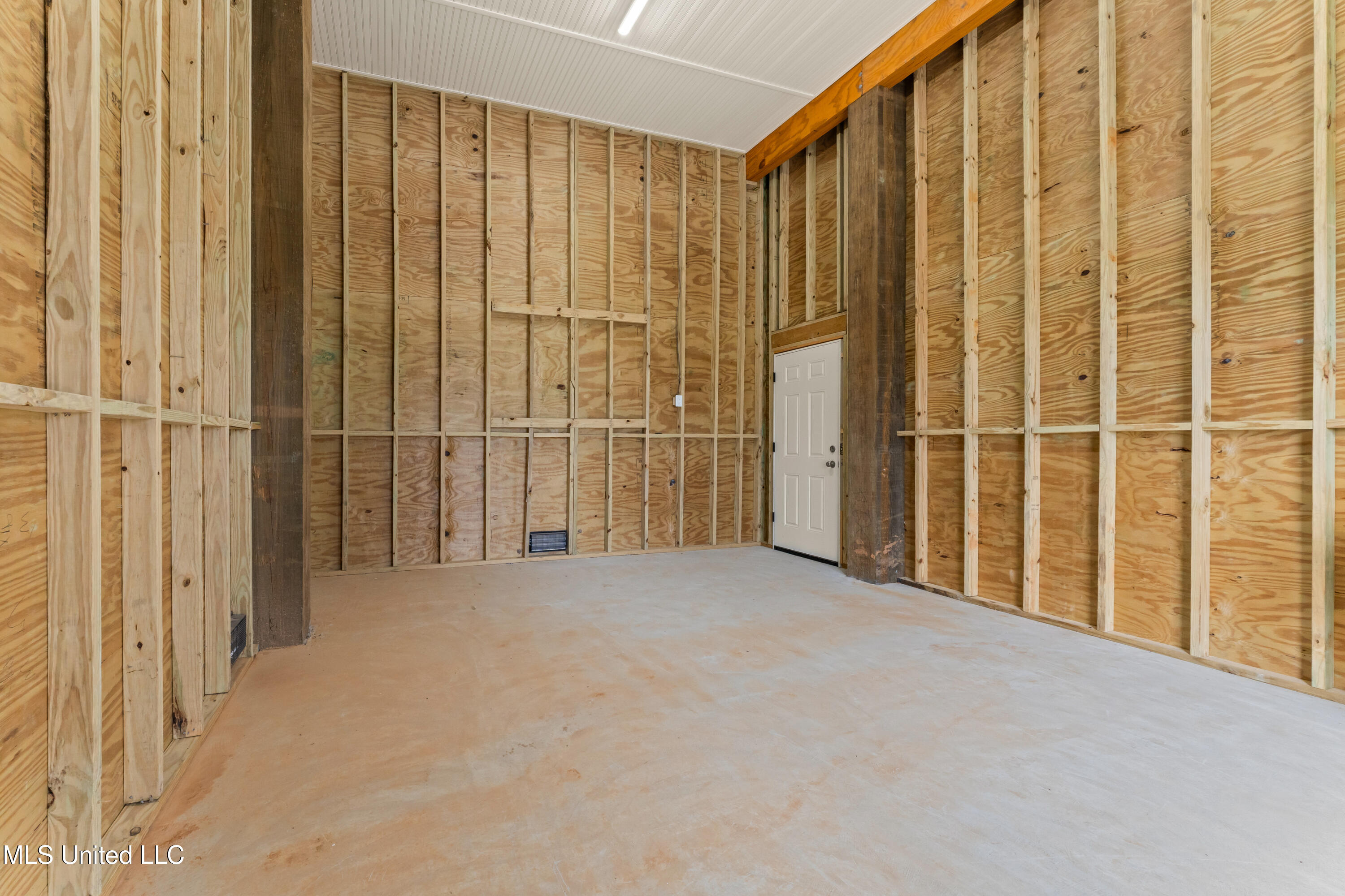 5005 Nebraska Street Property Photo 4