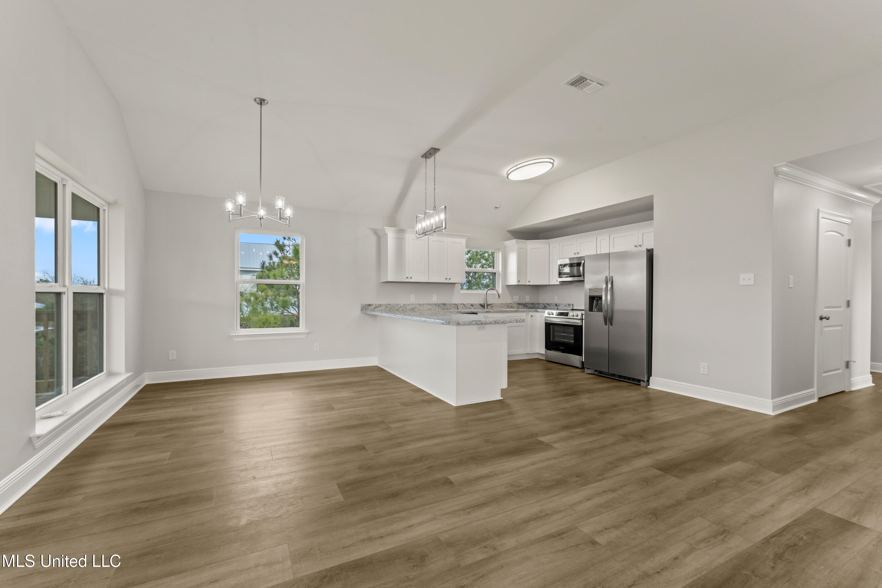 5005 Nebraska Street Property Photo 14