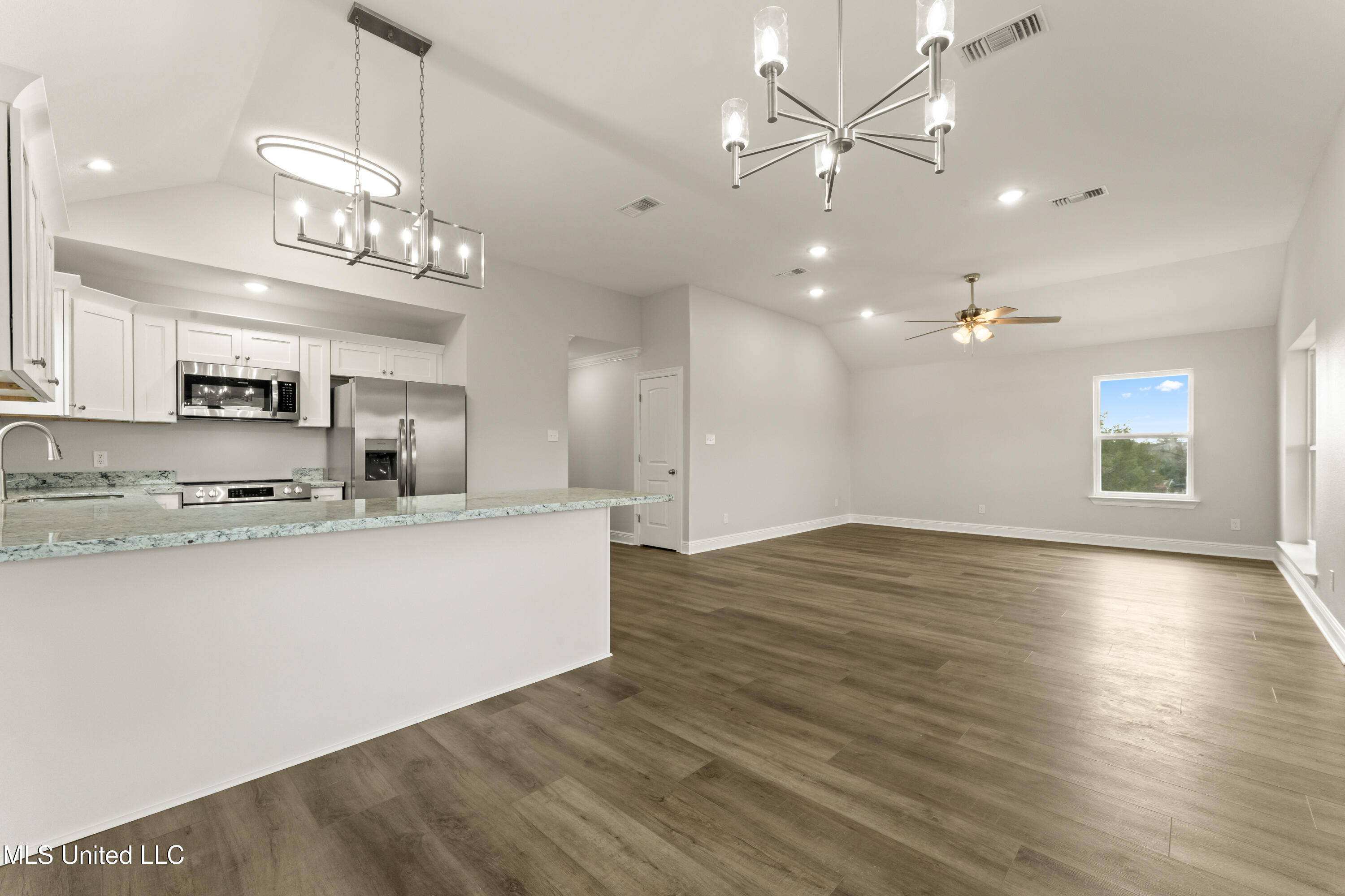 5005 Nebraska Street Property Photo 22