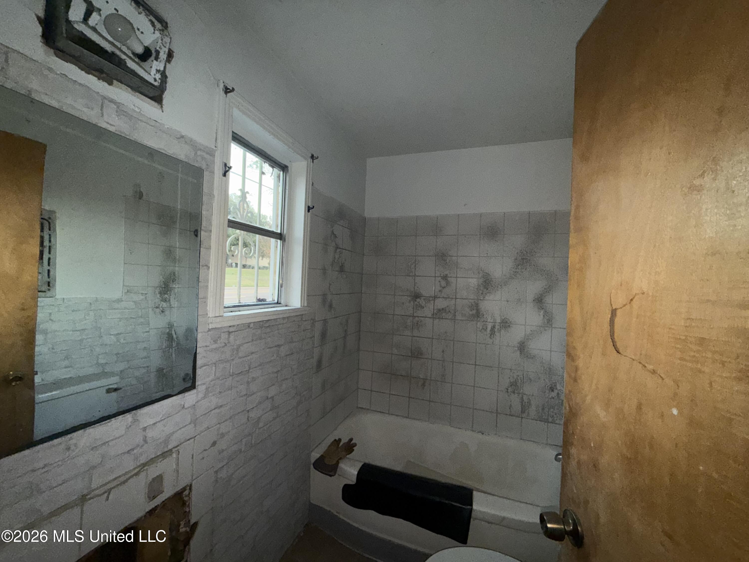 1004 Voorhees Avenue Property Photo 16