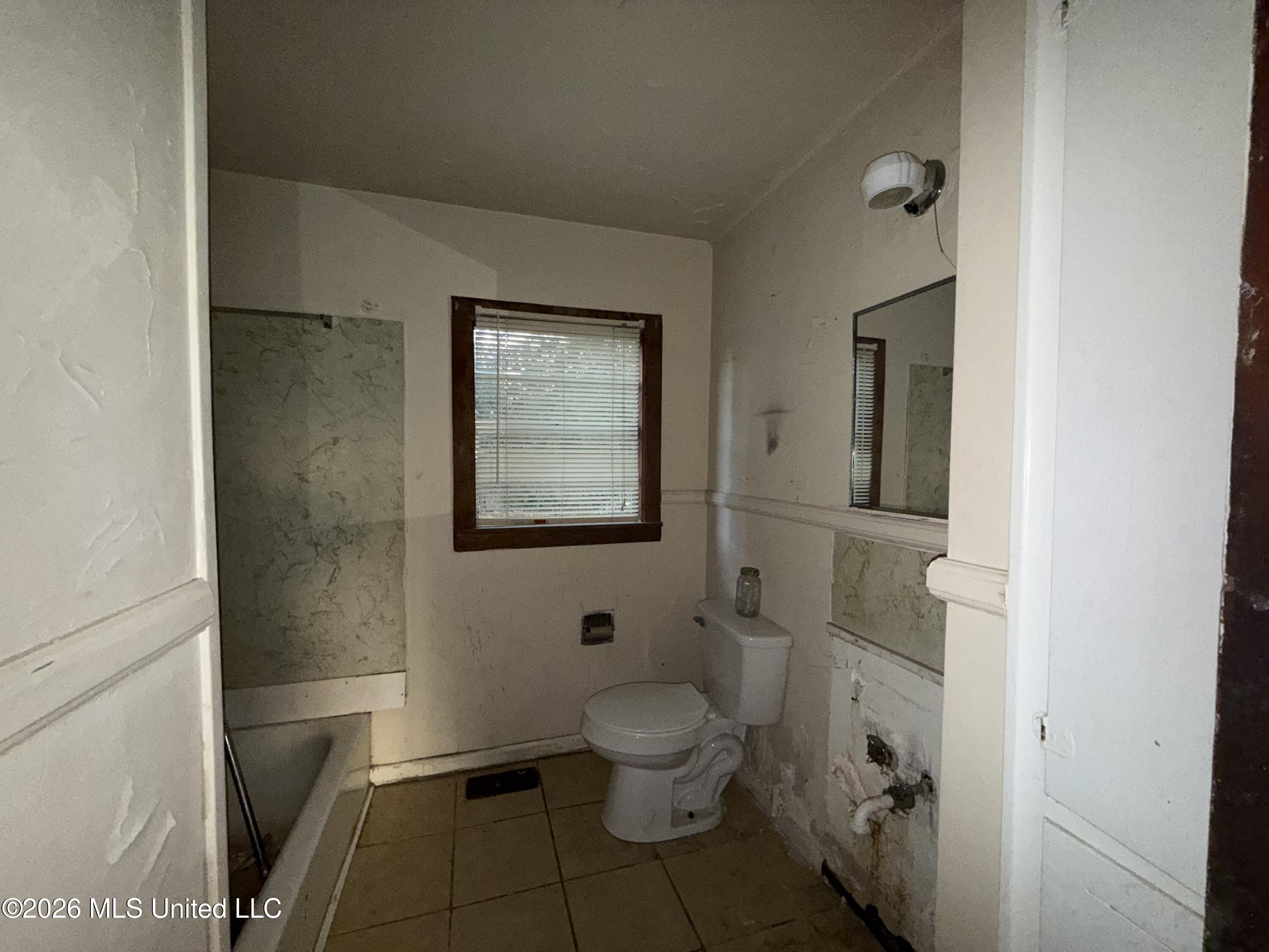 1004 Voorhees Avenue Property Photo 18