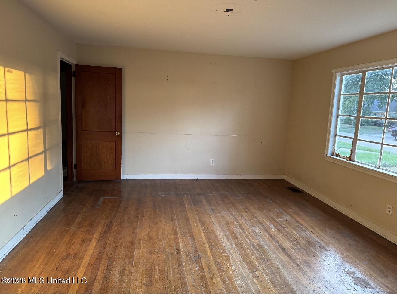 1004 Voorhees Avenue Property Photo 23
