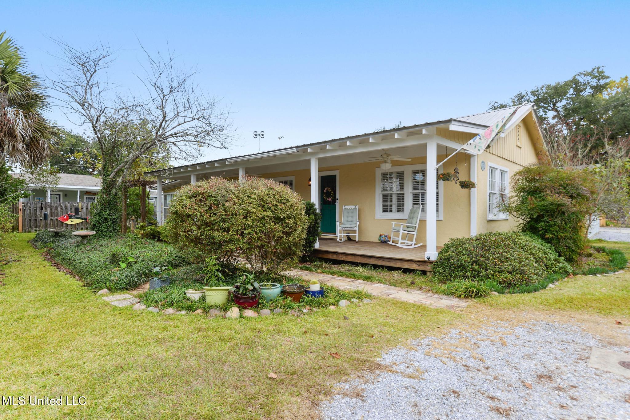 321 State Street Property Photo 2