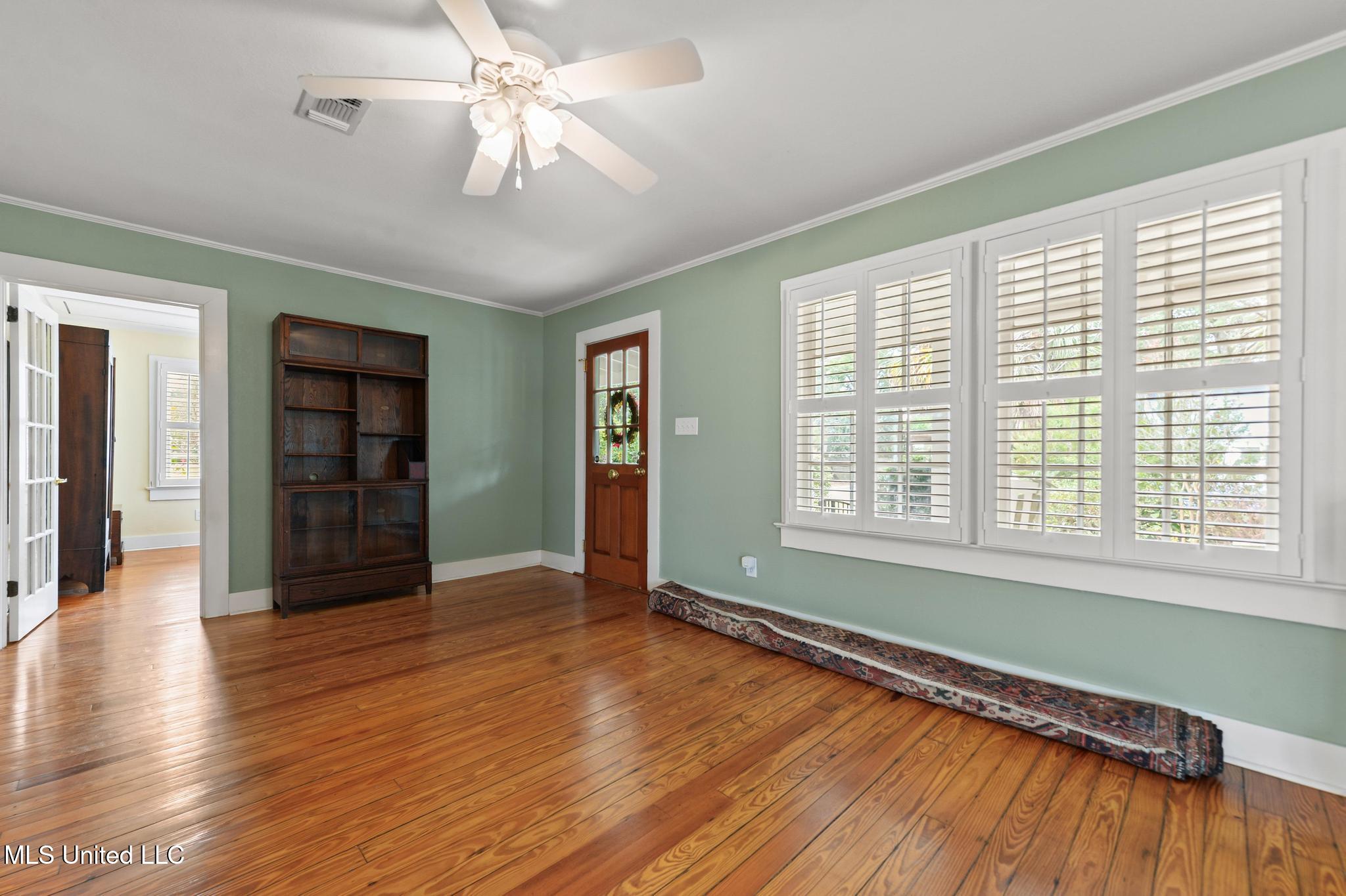 321 State Street Property Photo 5