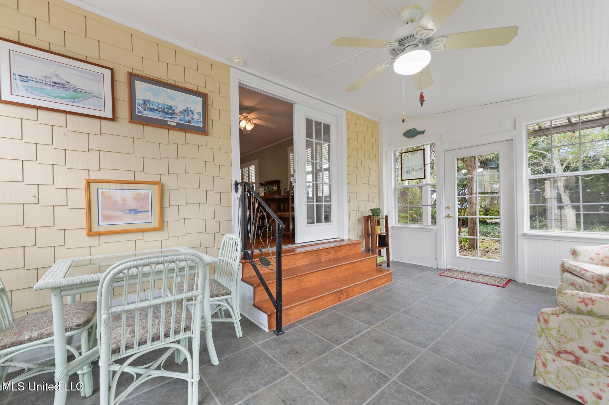 321 State Street Property Photo 20