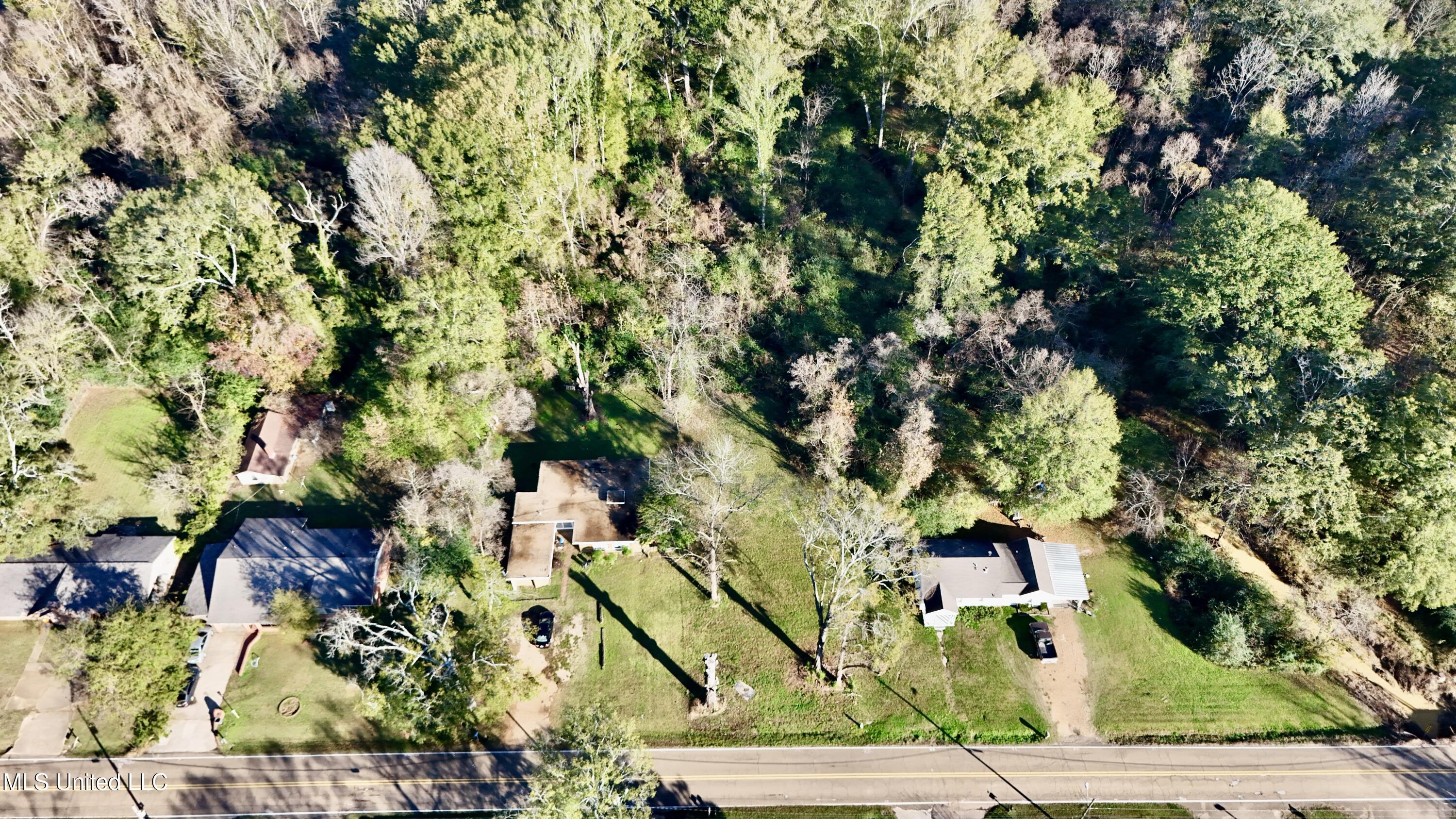 Monroe Street Property Photo 7