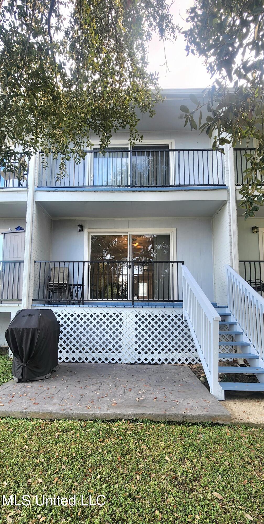 3230 Cumberland Road Property Photo 4