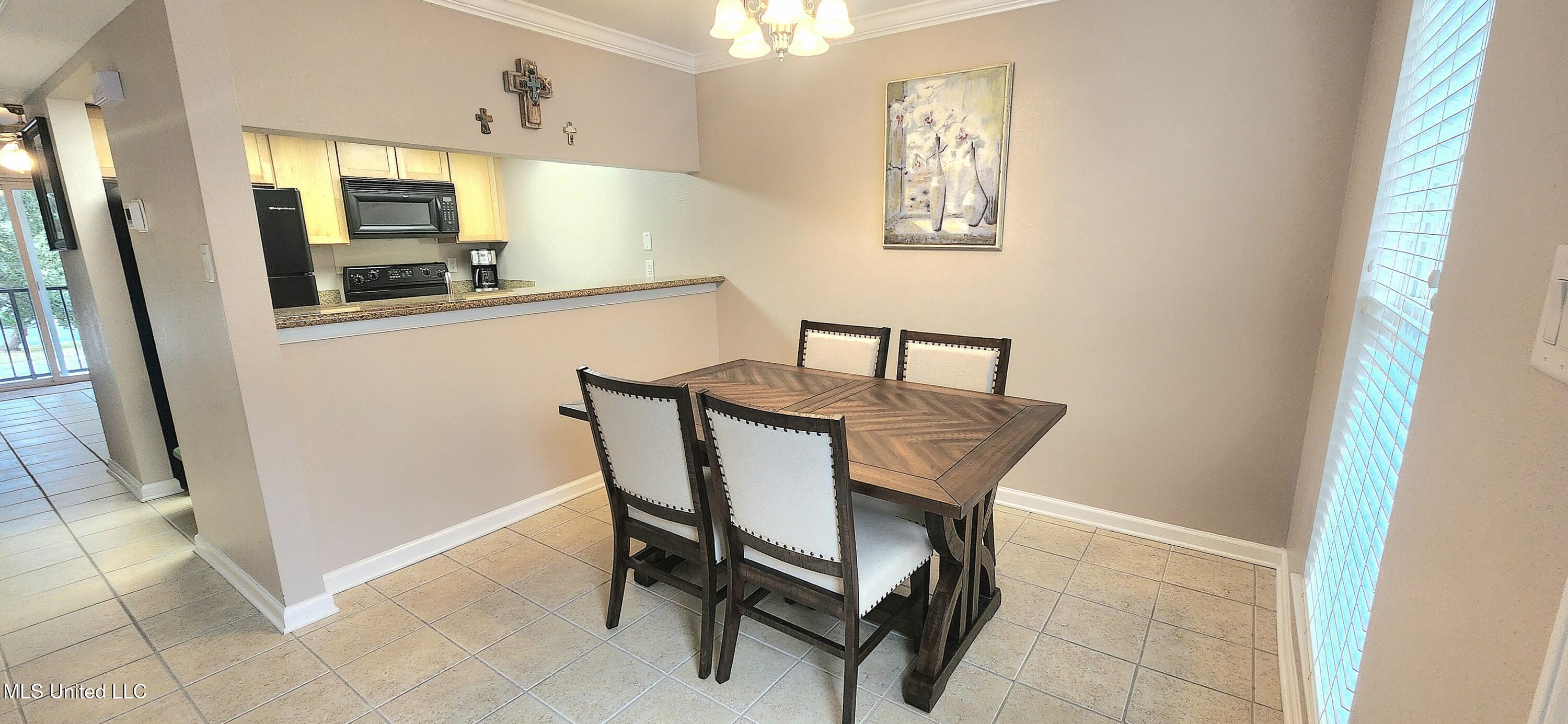 3230 Cumberland Road Property Photo 9