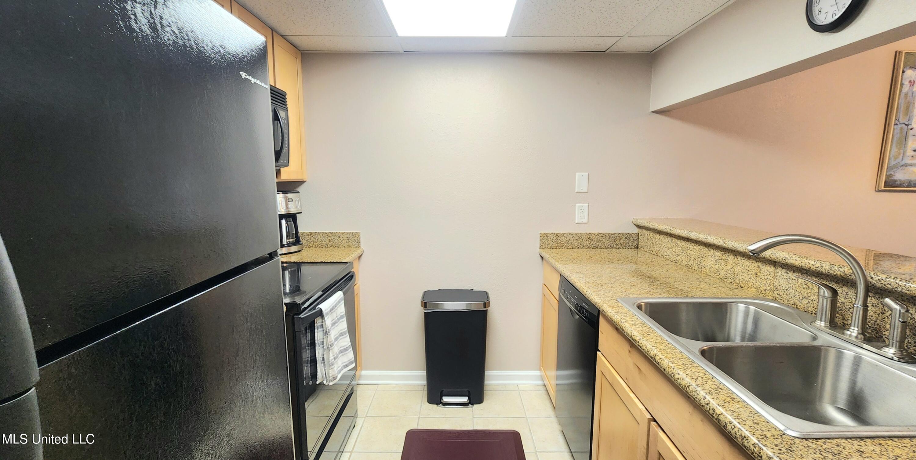 3230 Cumberland Road Property Photo 12