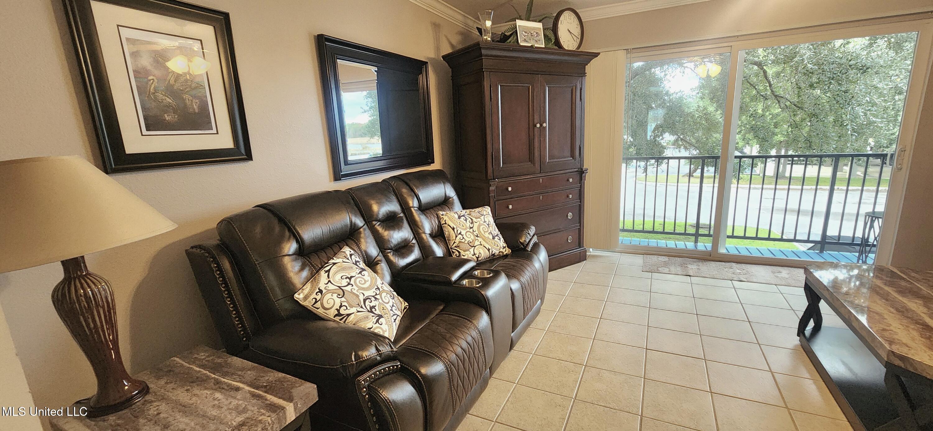 3230 Cumberland Road Property Photo 17
