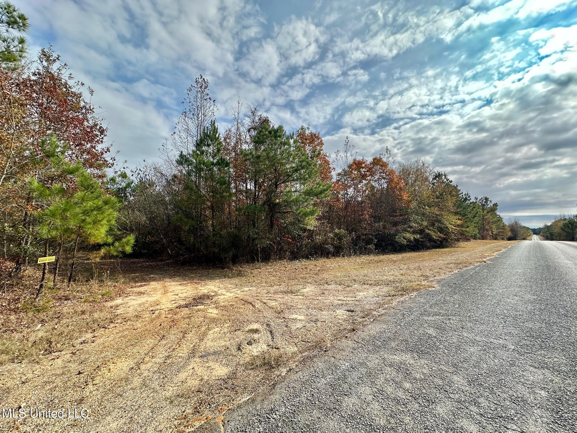 3 County Road 3122 Property Photo 2