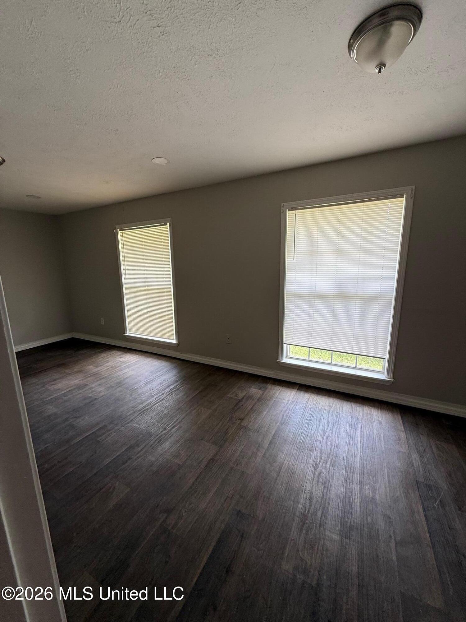 1124 Woodville Drive Property Photo 9