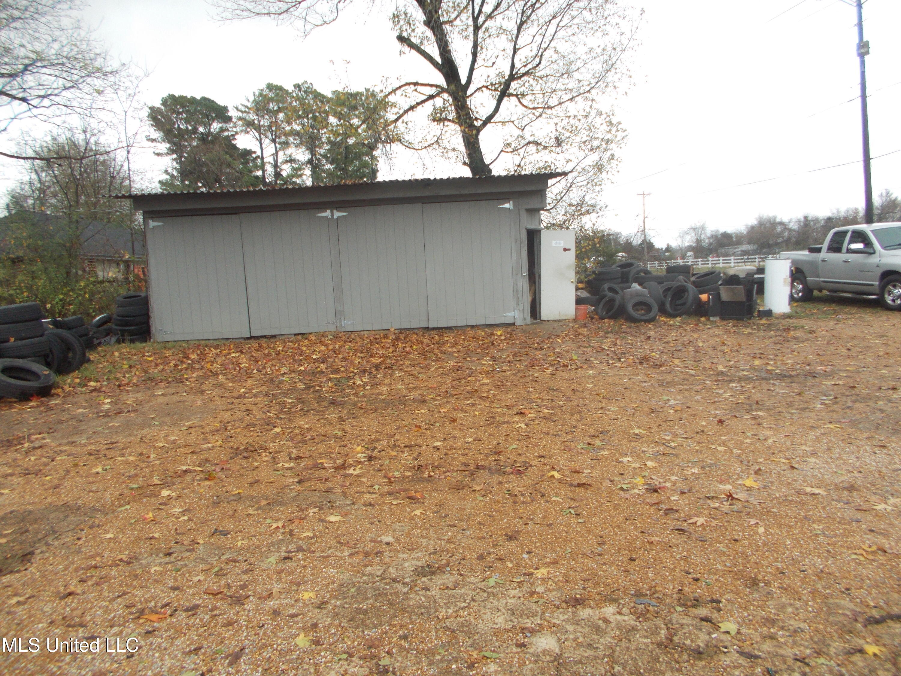 7550 Old Hwy 78 Property Photo 2