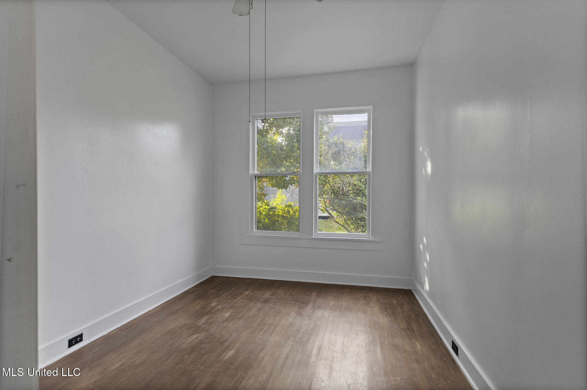 264 Berry Street Property Photo 5