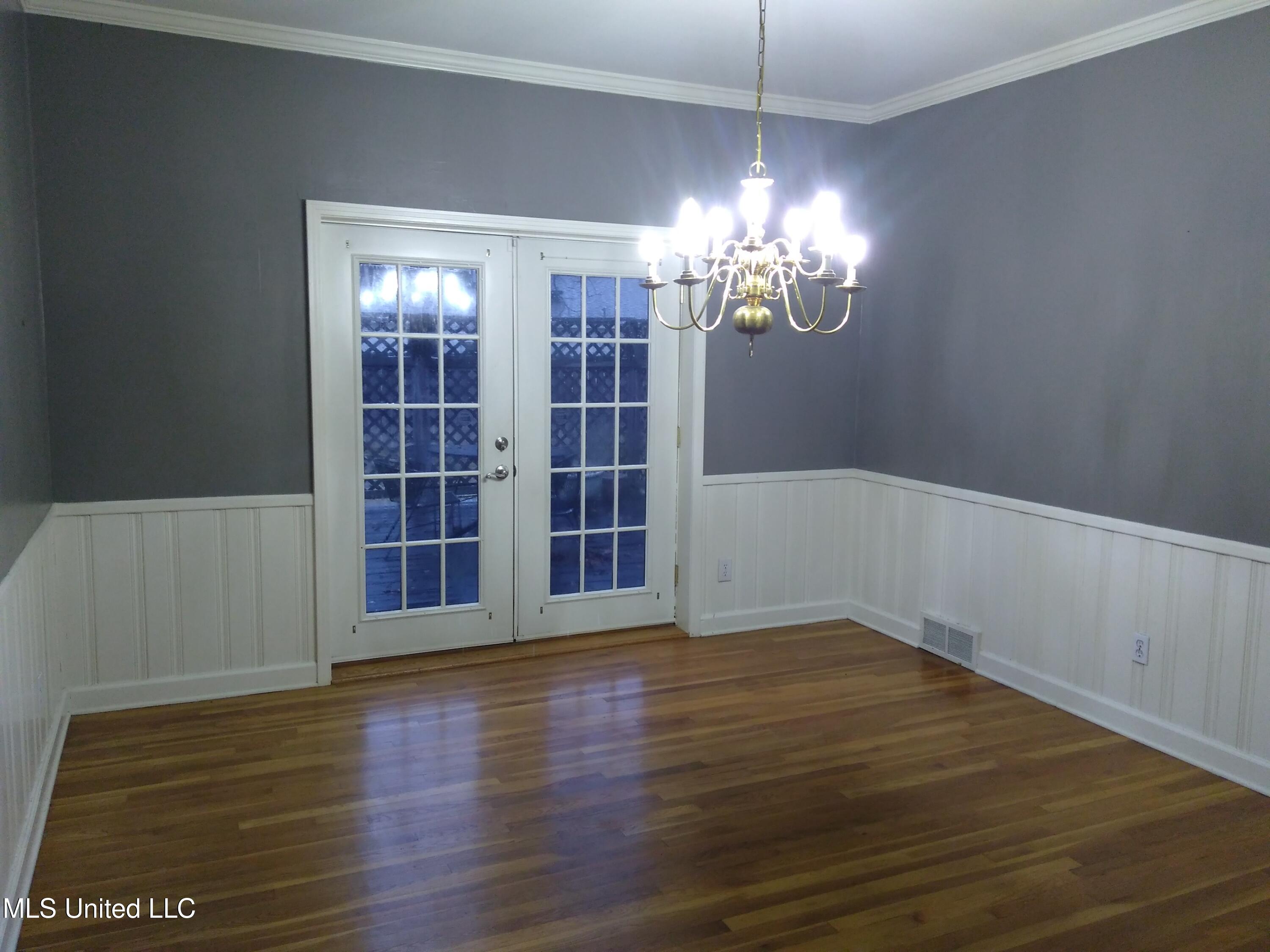 611 Magnolia Drive Property Photo 12