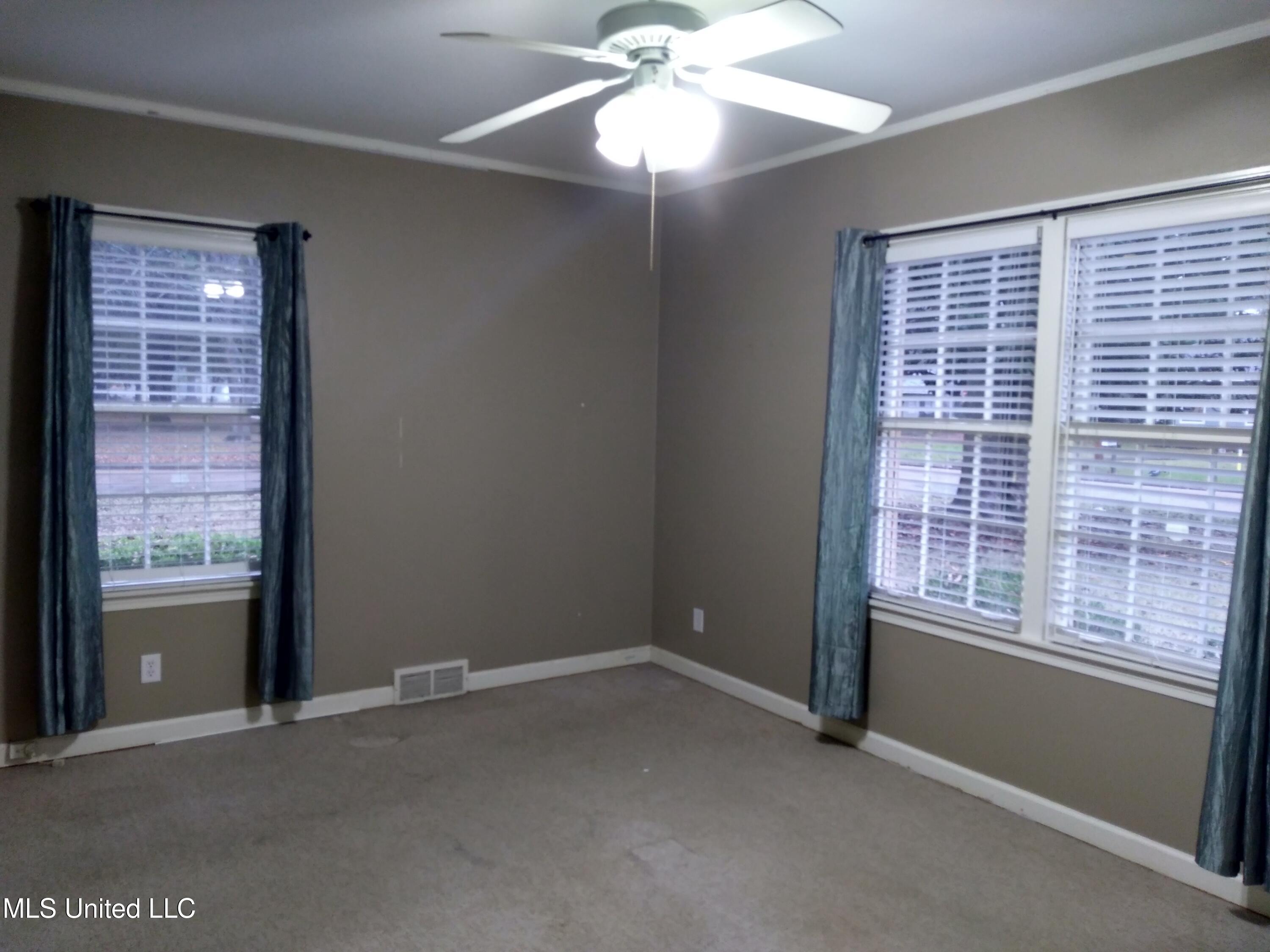 611 Magnolia Drive Property Photo 14