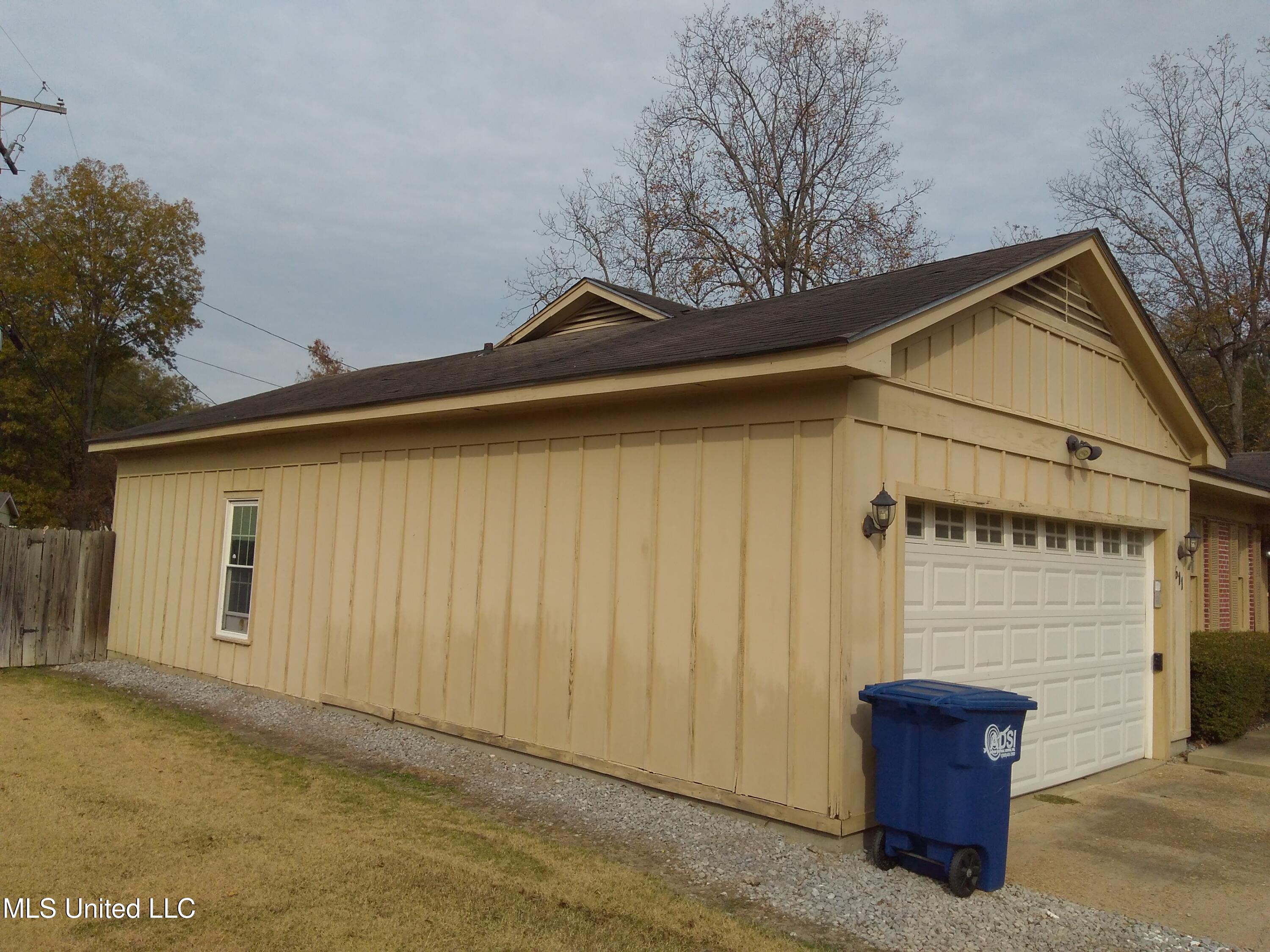 611 Magnolia Drive Property Photo 23
