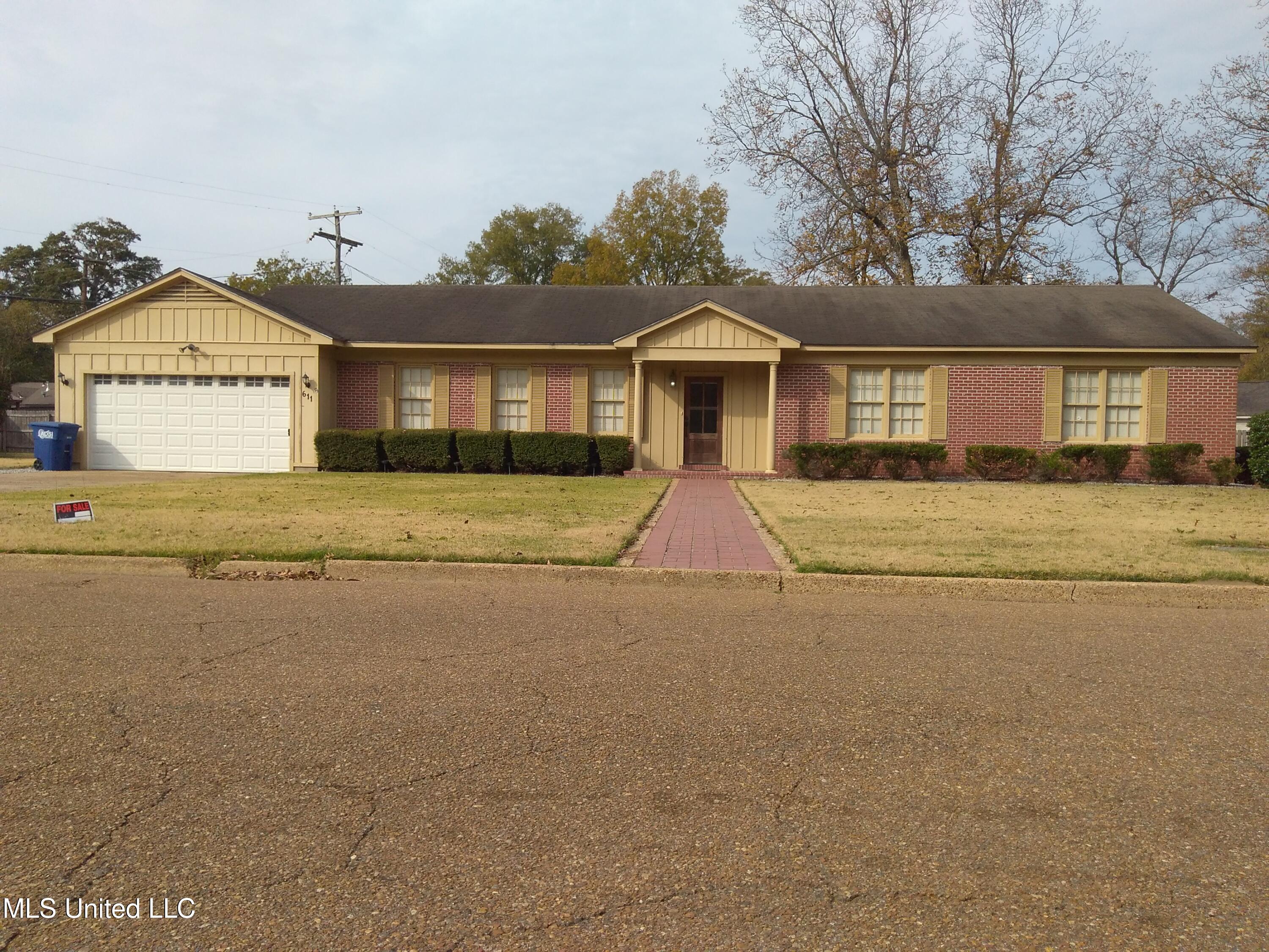 611 Magnolia Drive Property Photo 26