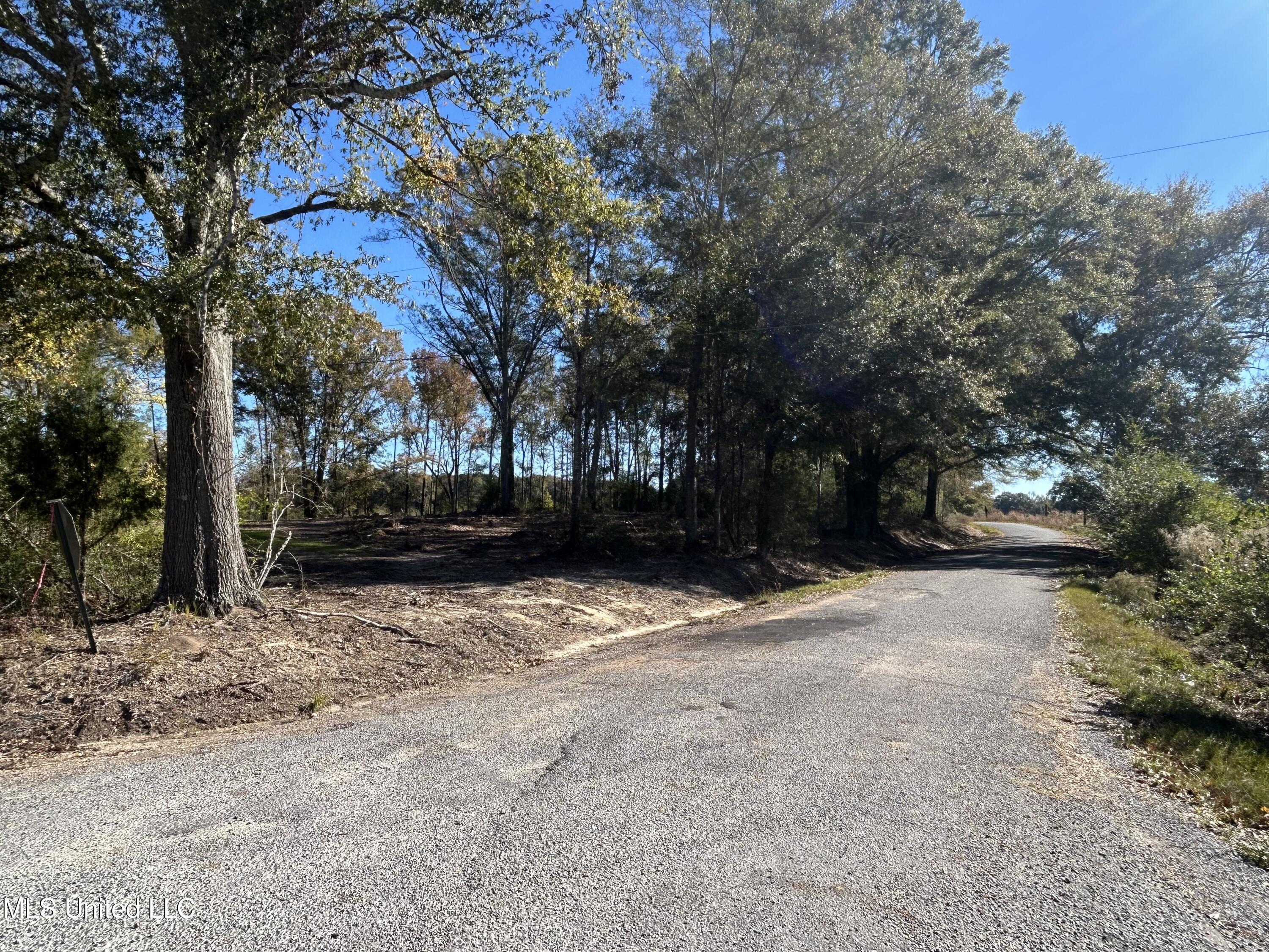 No Warren Cook Road Property Photo 2