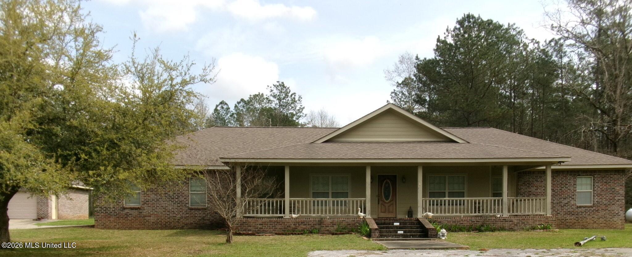 540 Highway 43 Property Photo 1