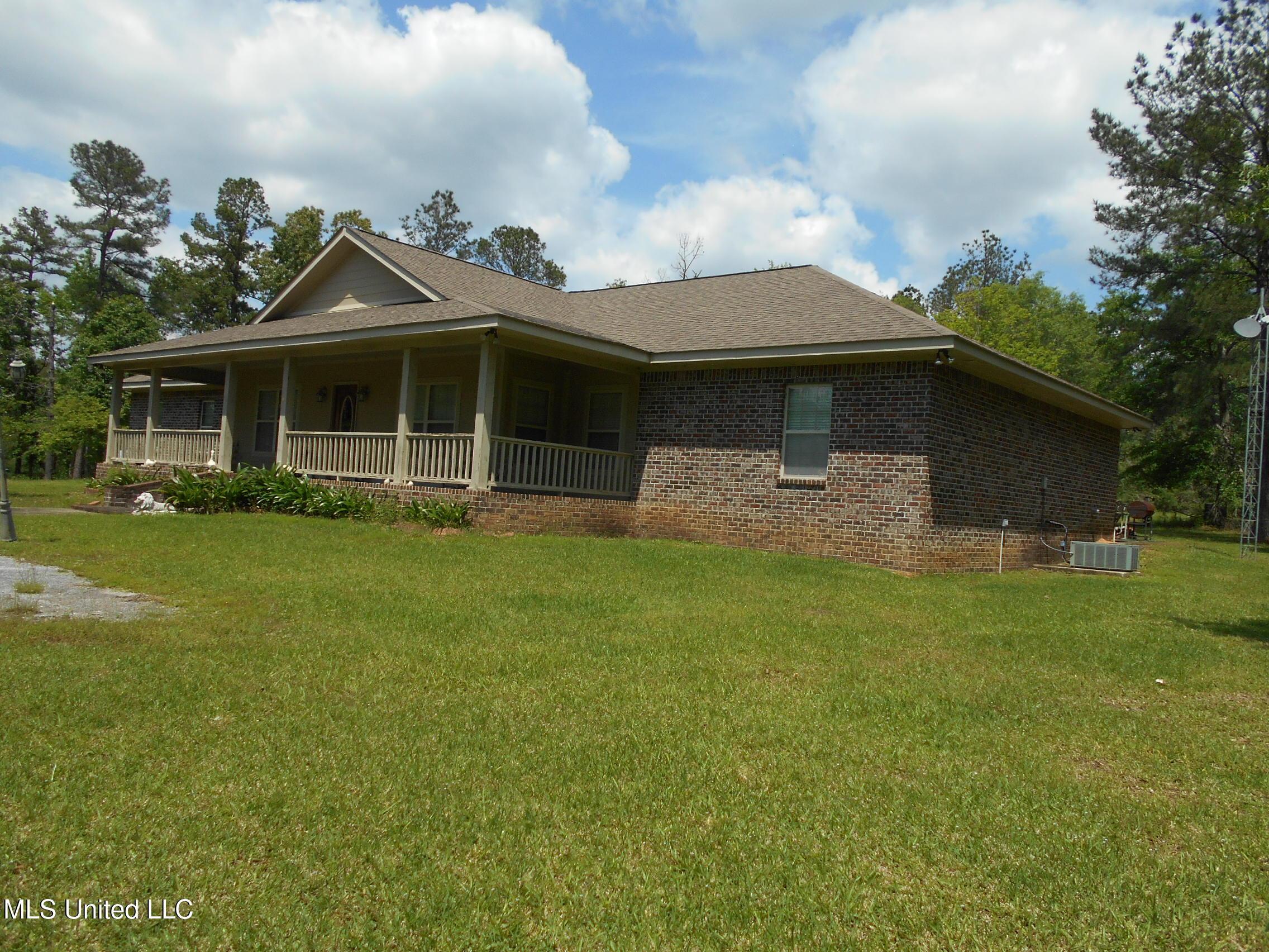 540 Highway 43 Property Photo 4