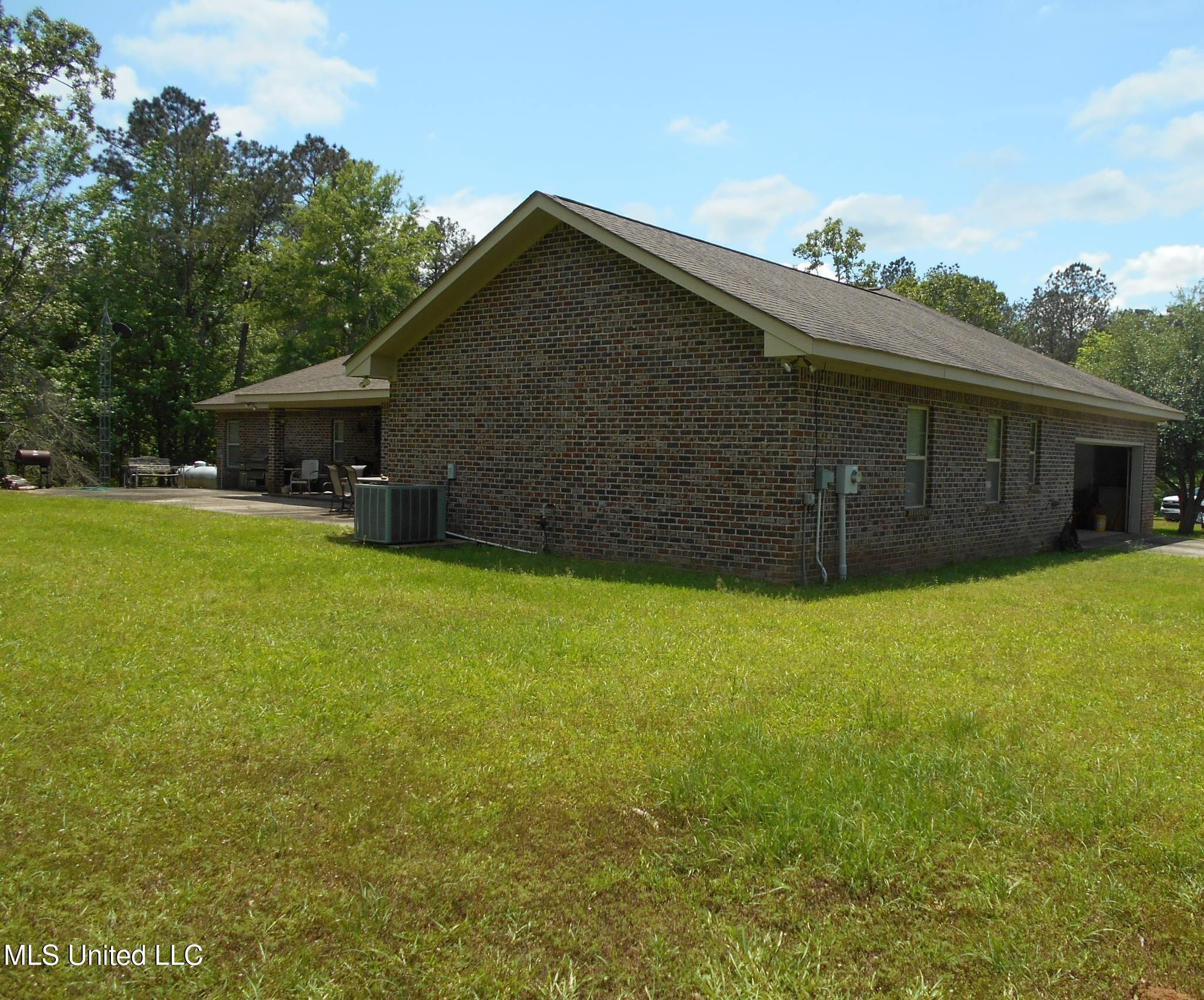 540 Highway 43 Property Photo 5