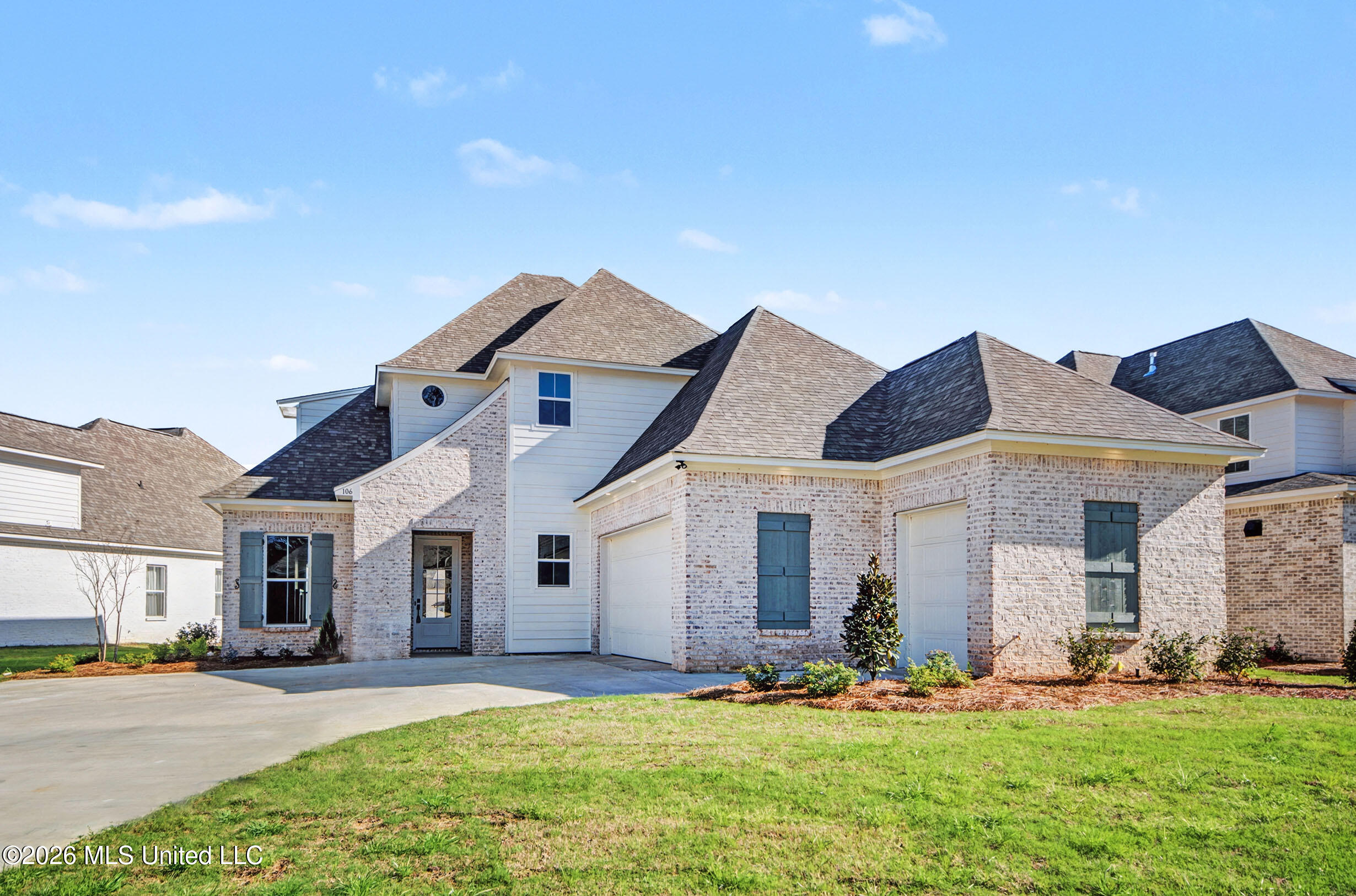 106 Heron's Bay Circle Property Photo 1
