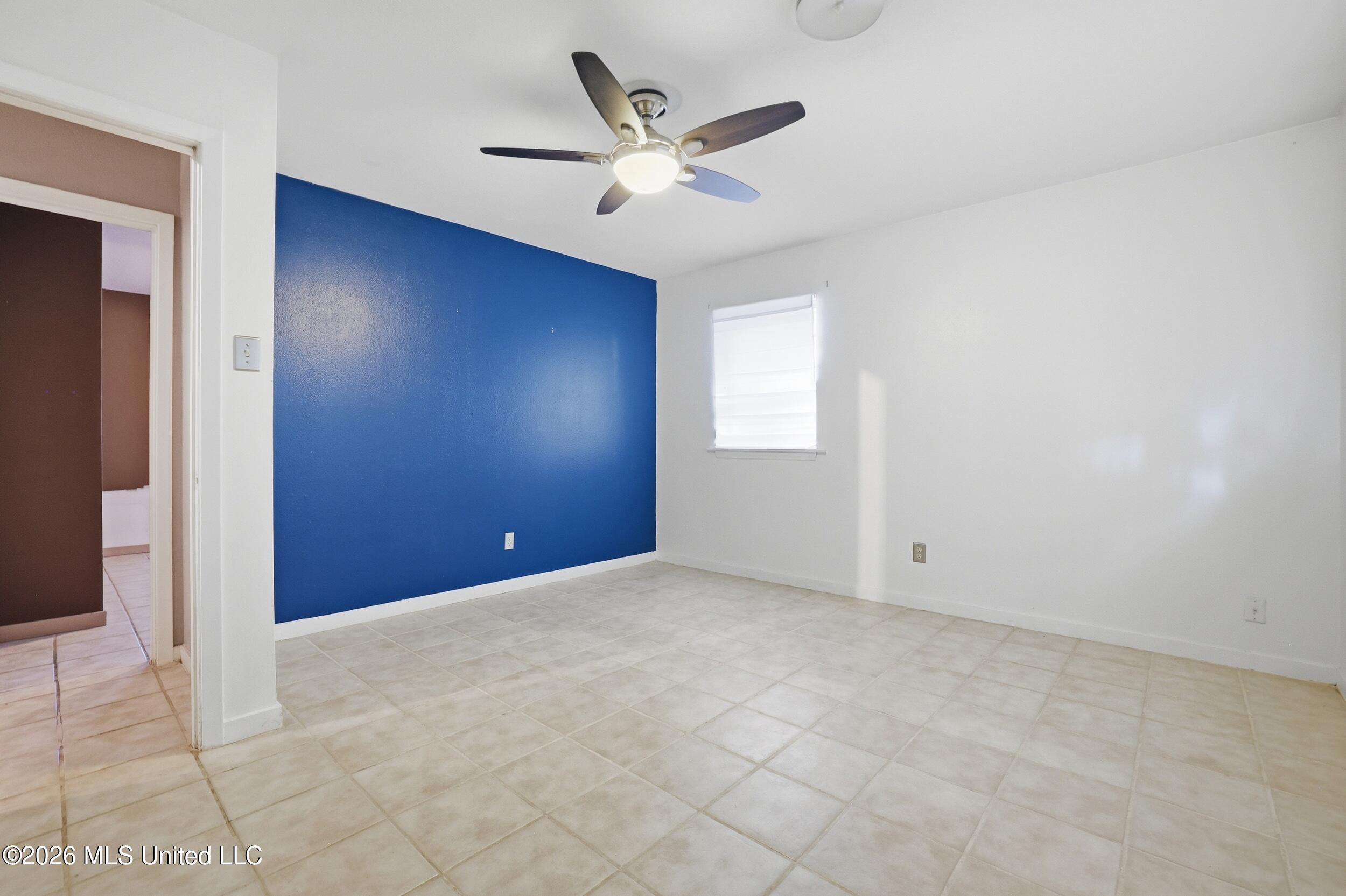 4221 Londontown Road Property Photo 28