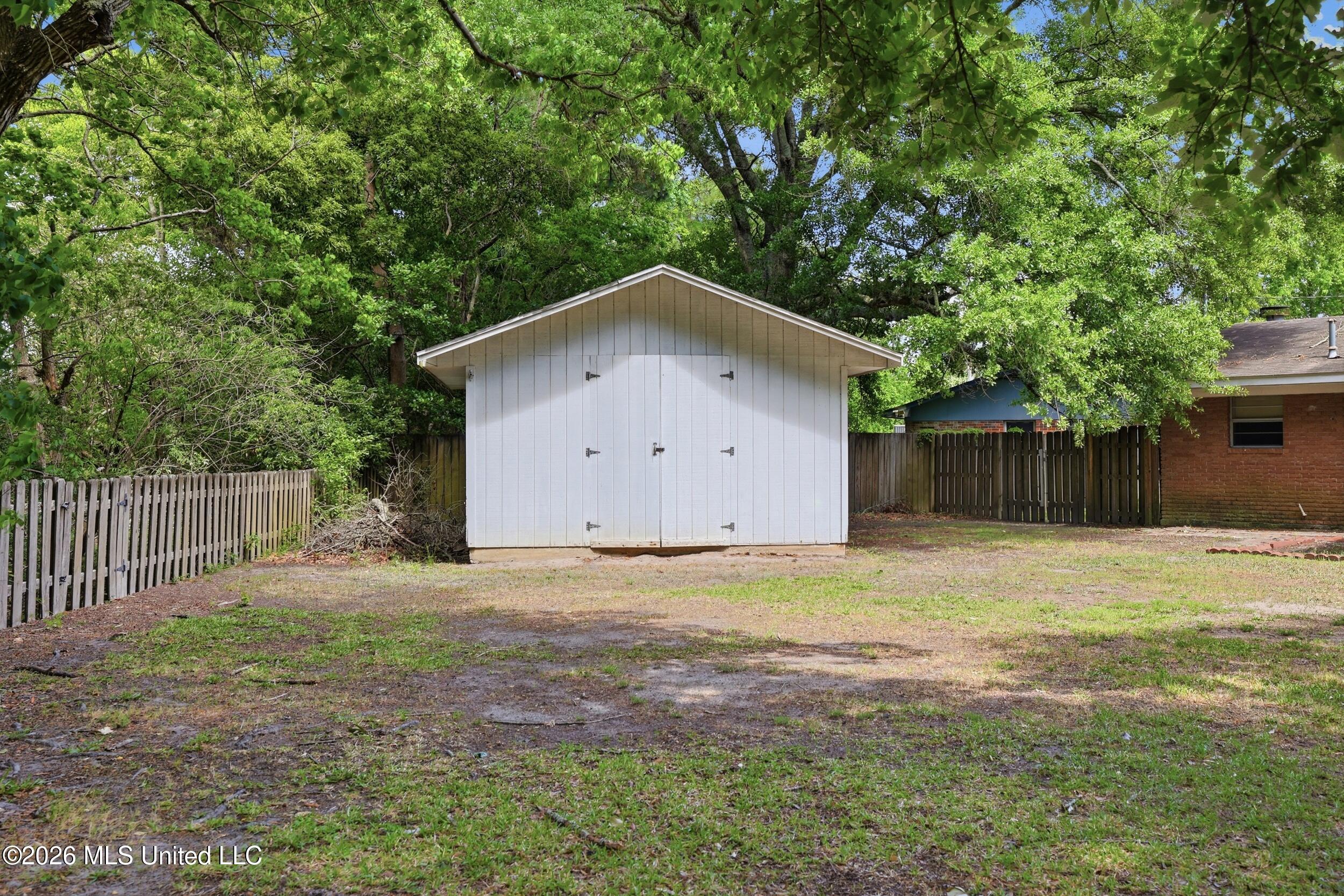 4221 Londontown Road Property Photo 38