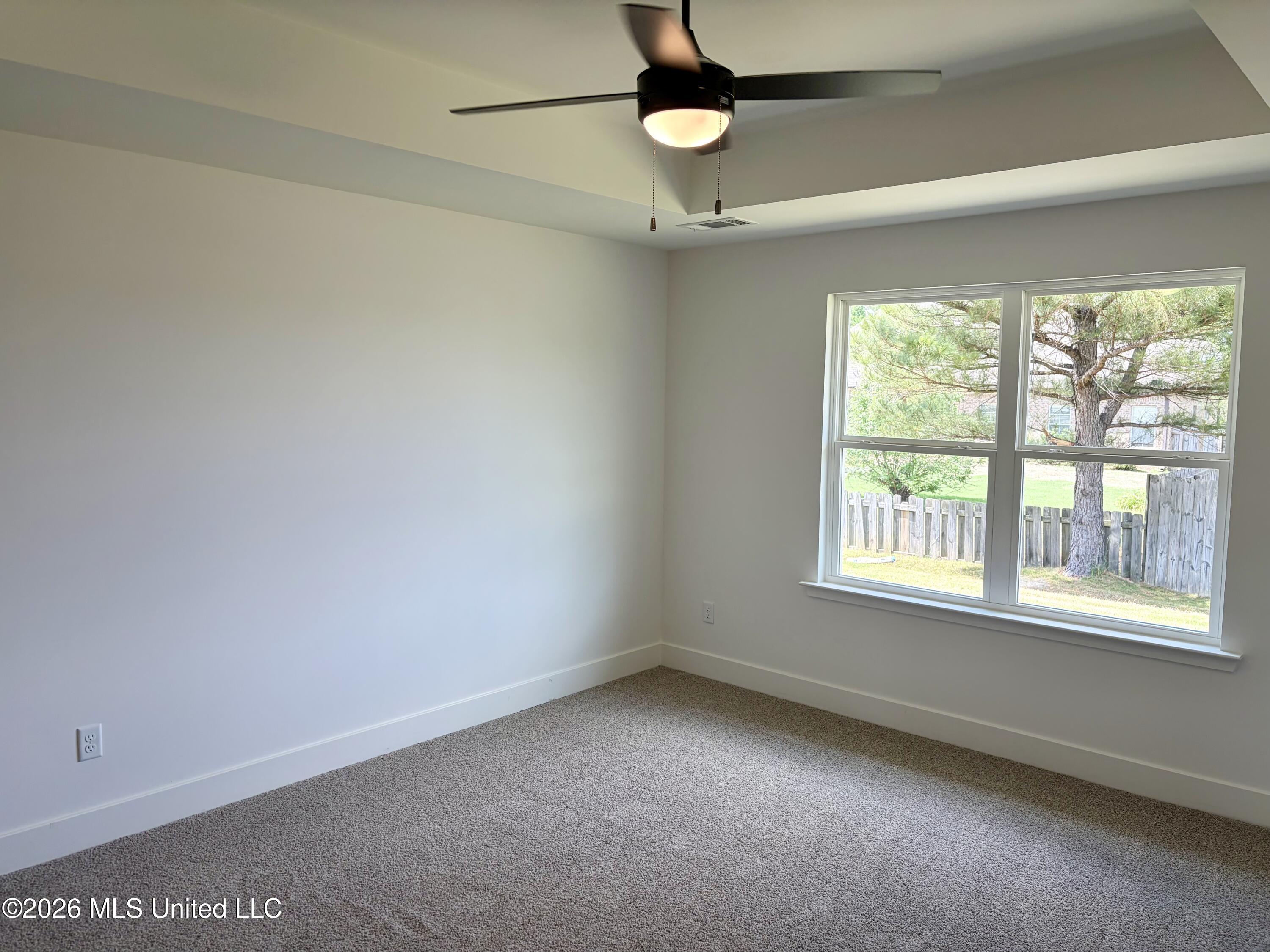 104 Red Bird Cove Property Photo 8