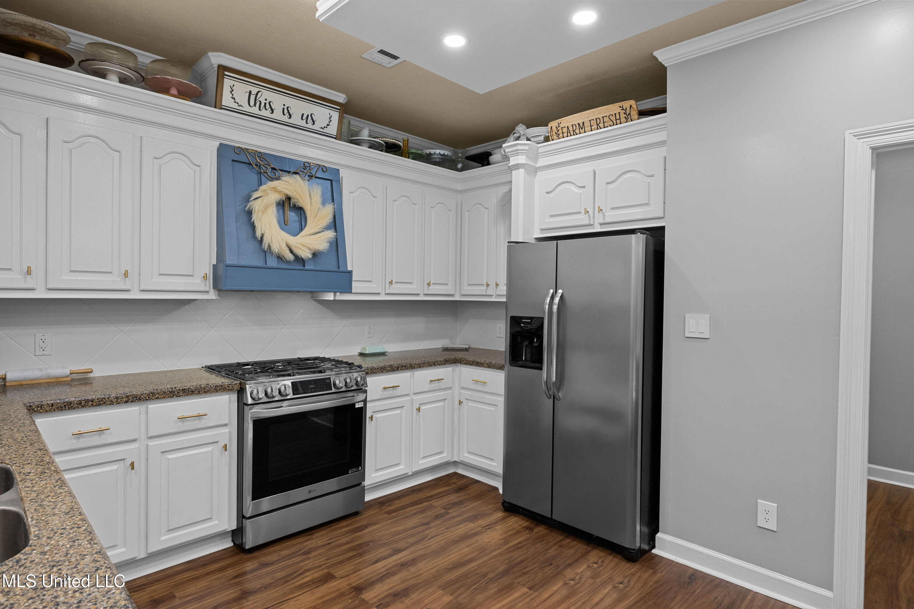 123 Oakhurst Drive Property Photo 10