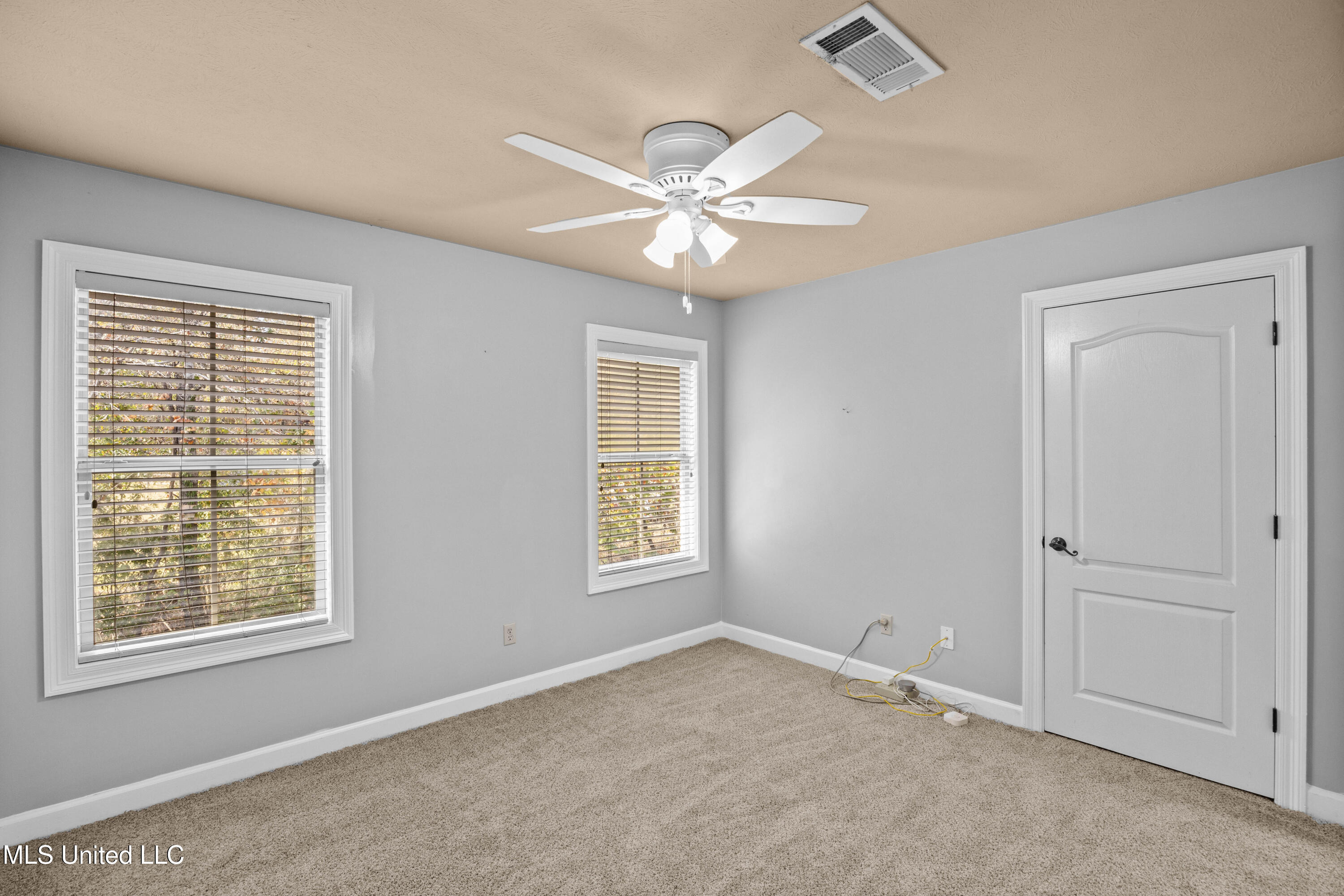 123 Oakhurst Drive Property Photo 19