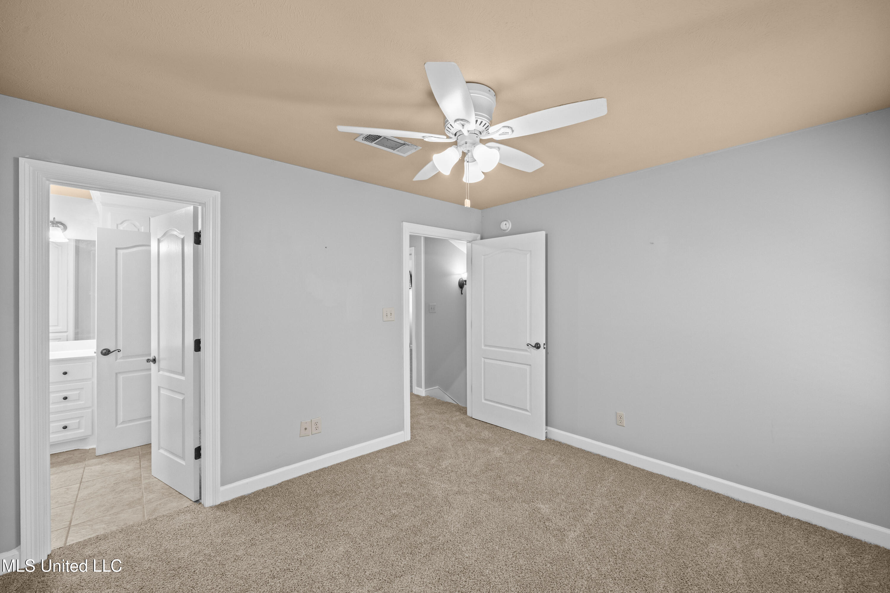 123 Oakhurst Drive Property Photo 20