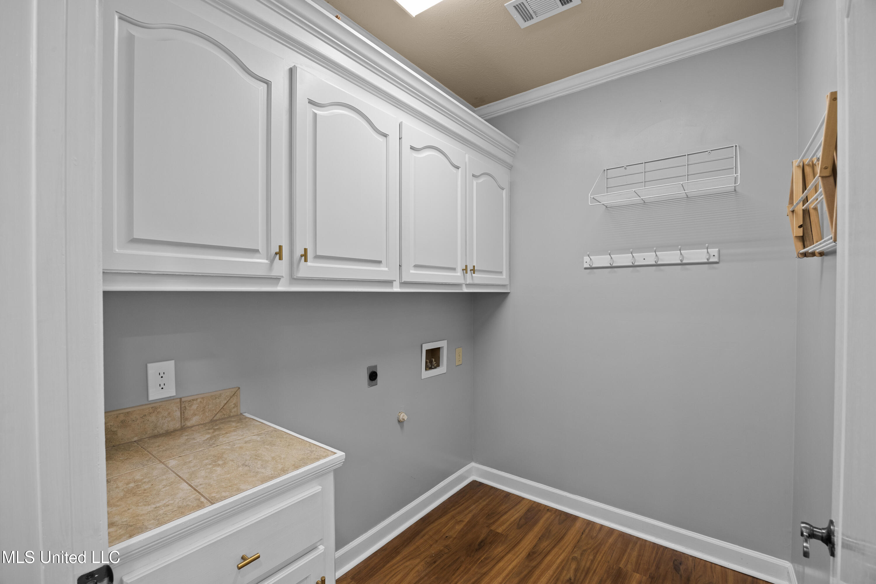 123 Oakhurst Drive Property Photo 27
