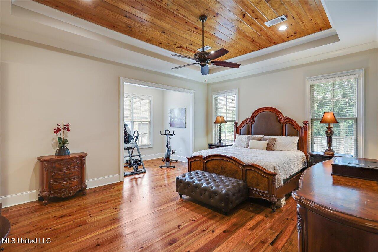 213 Ironwood Plantation Boulevard Property Photo 15