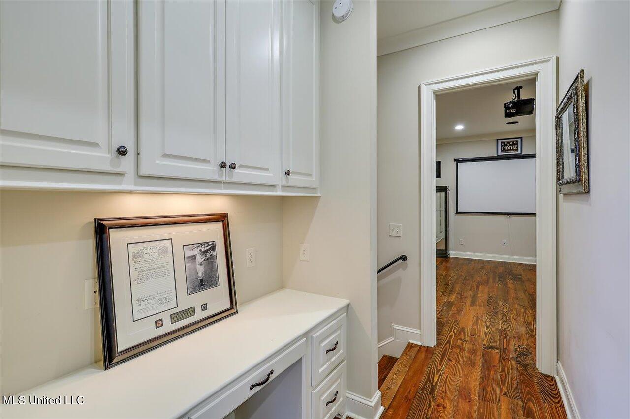 213 Ironwood Plantation Boulevard Property Photo 27