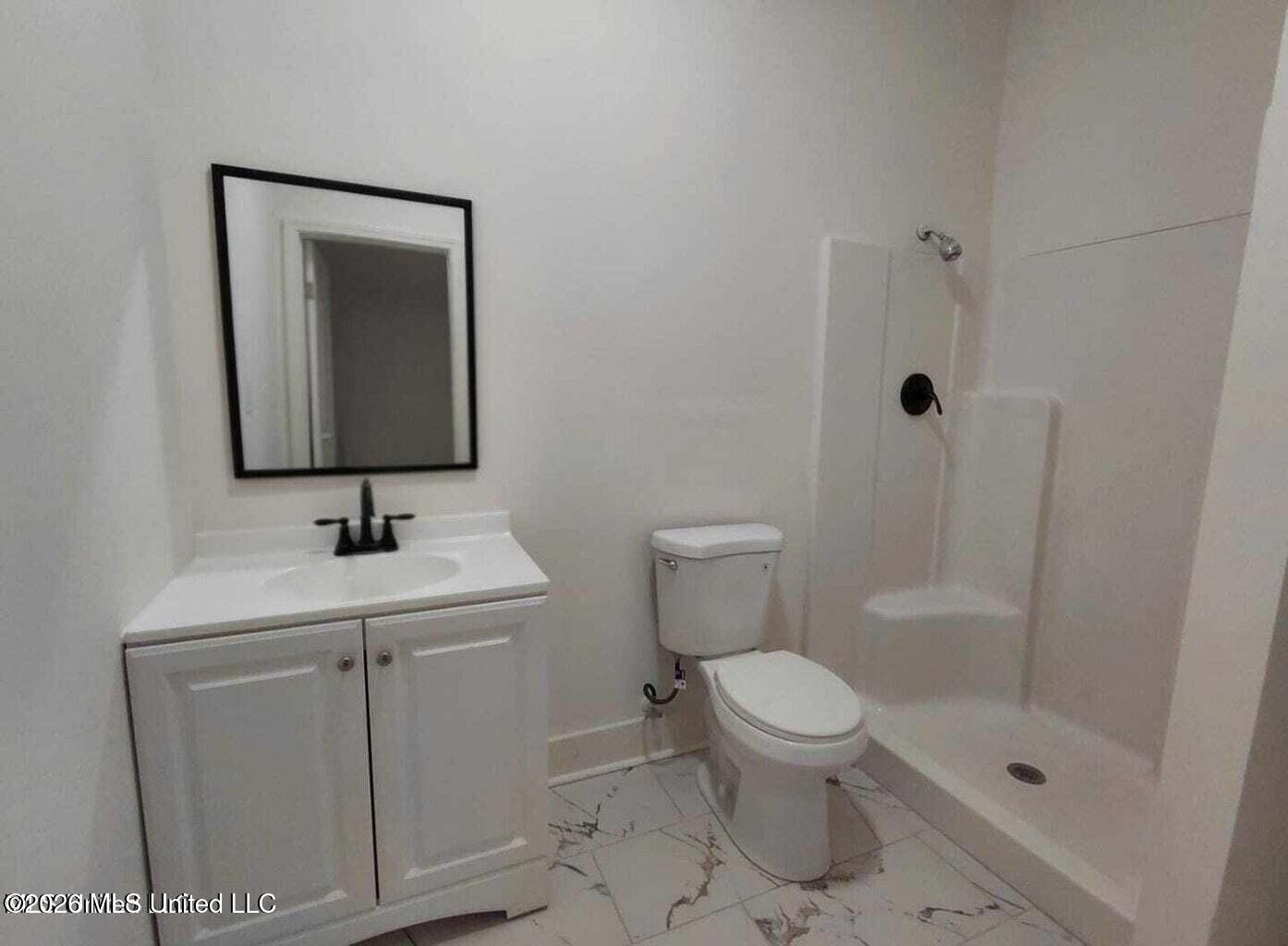 352 Beverly Circle Property Photo 21