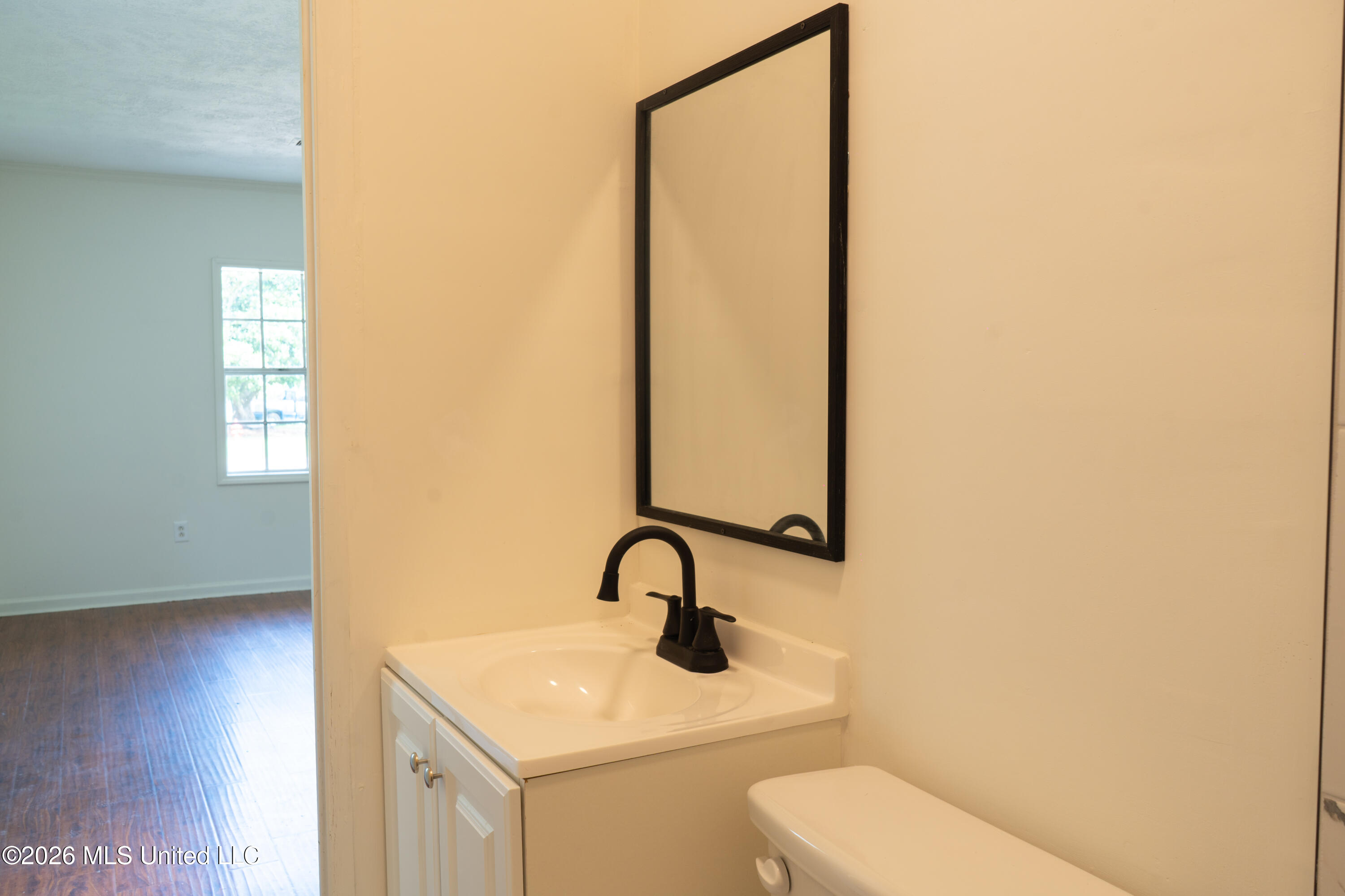 352 Beverly Circle Property Photo 42