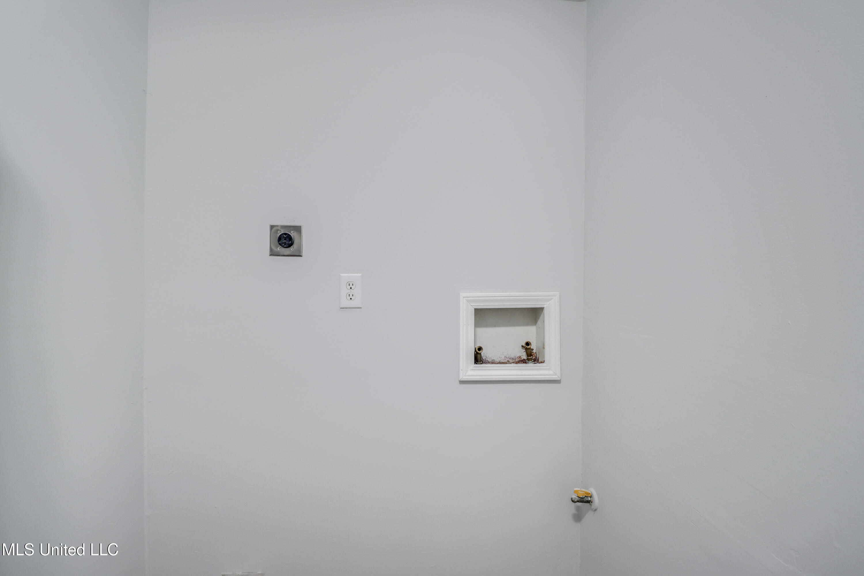 3000 Brookwood Avenue Property Photo 16