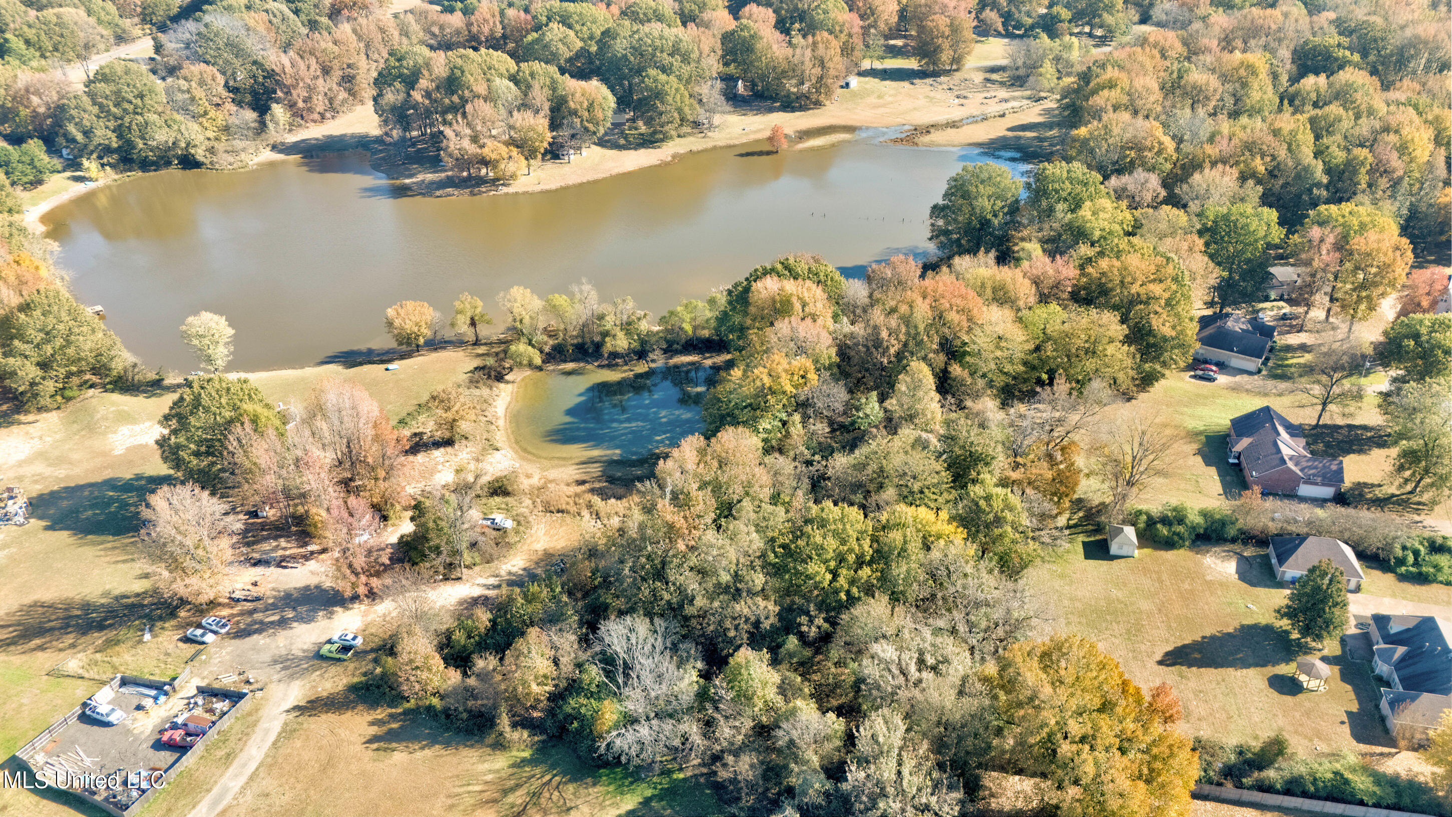 Horn Lake Rd Property Photo 8