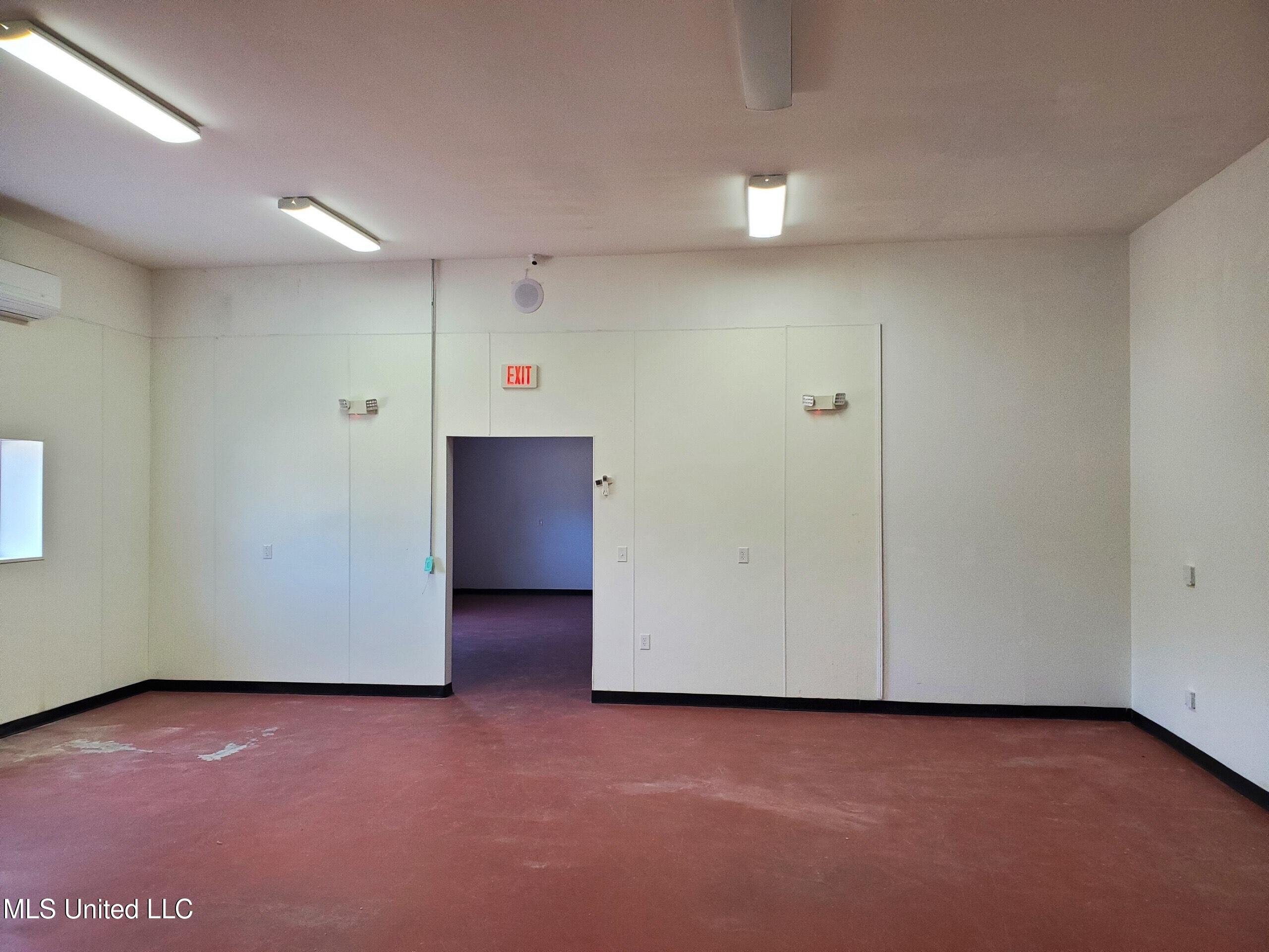 12473 Dedeaux Road Property Photo 8