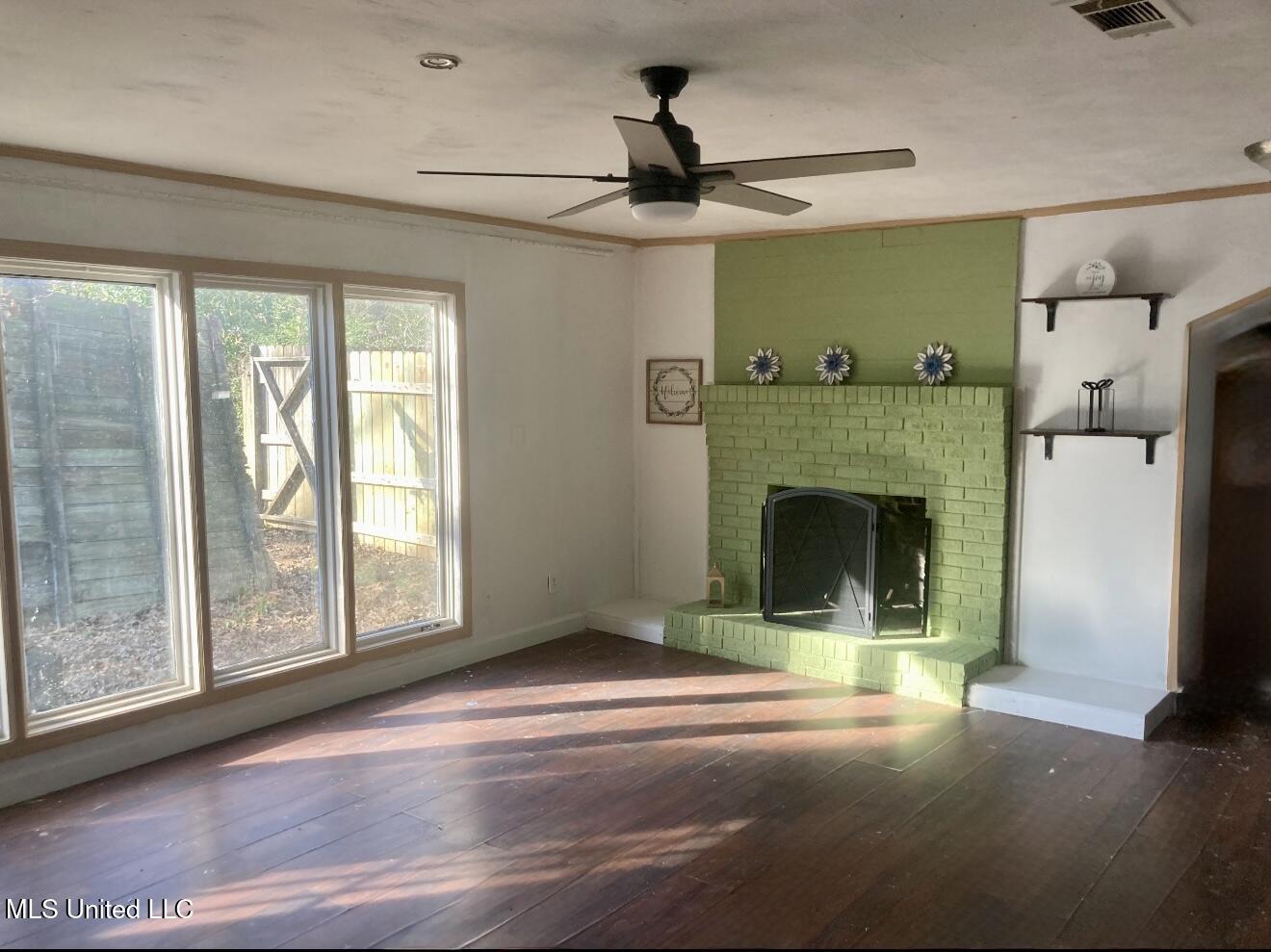 2871 Woodside Drive Property Photo 11