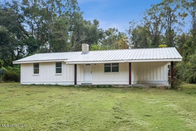 20228 Lewis Lane Property Photo 2