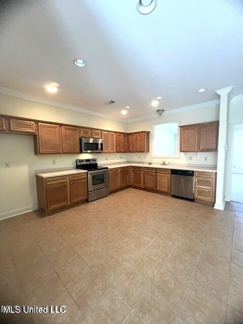 910 Jefferson Drive Property Photo 4