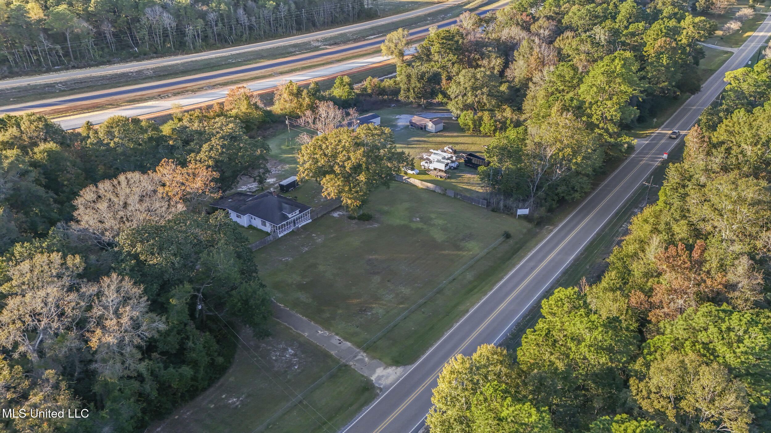 10305 Highway 57 Property Photo 14