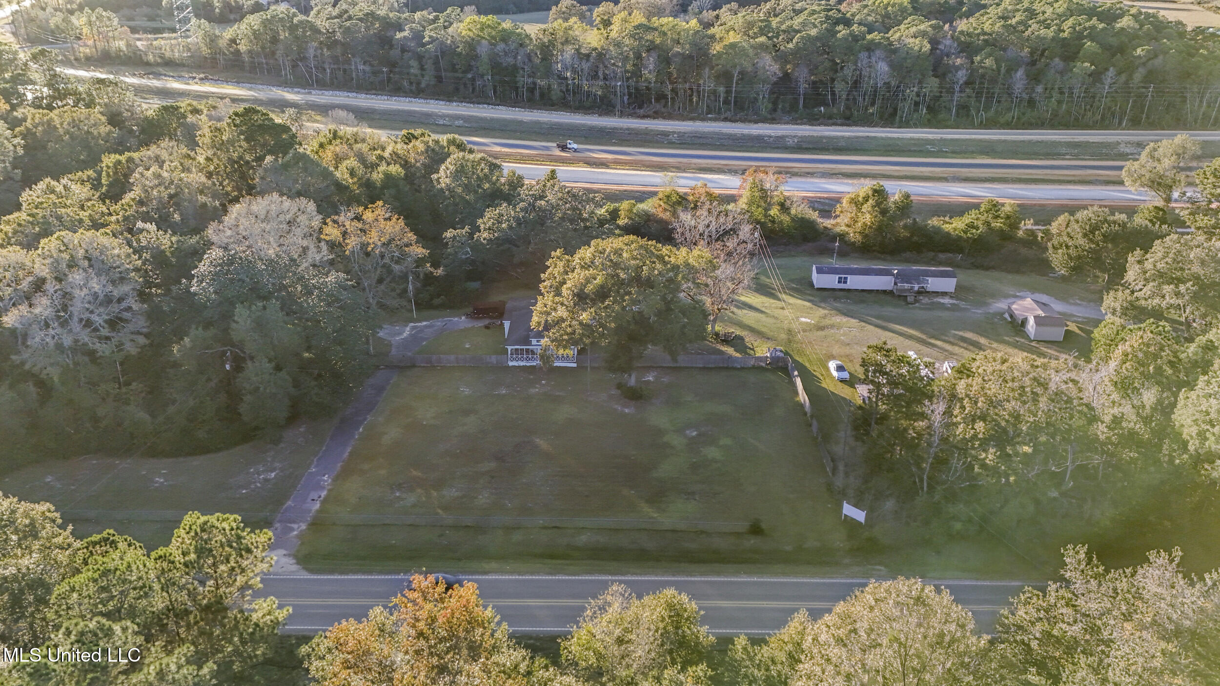 10305 Highway 57 Property Photo 15