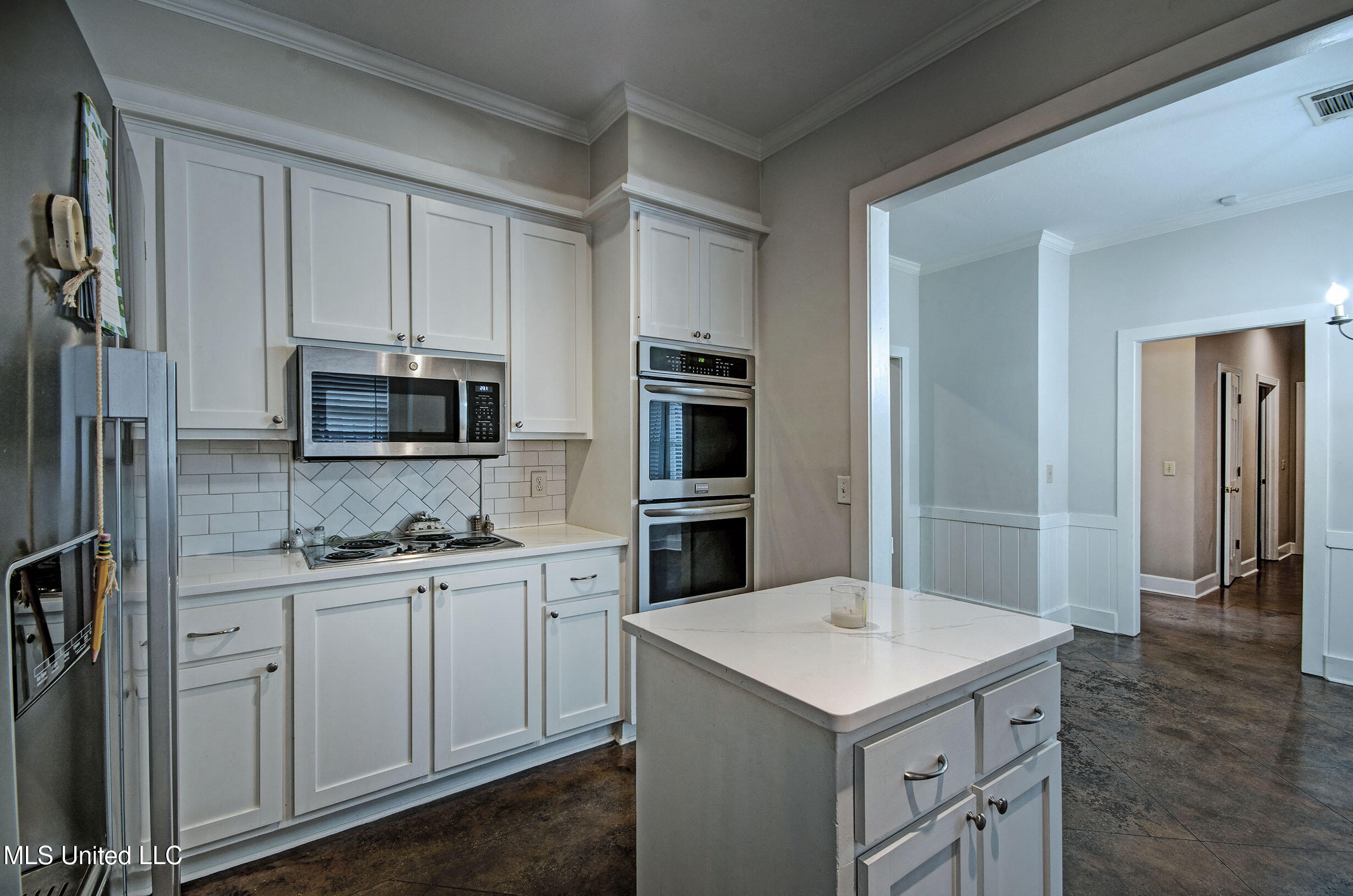 8 Moss Forest Place Property Photo 11